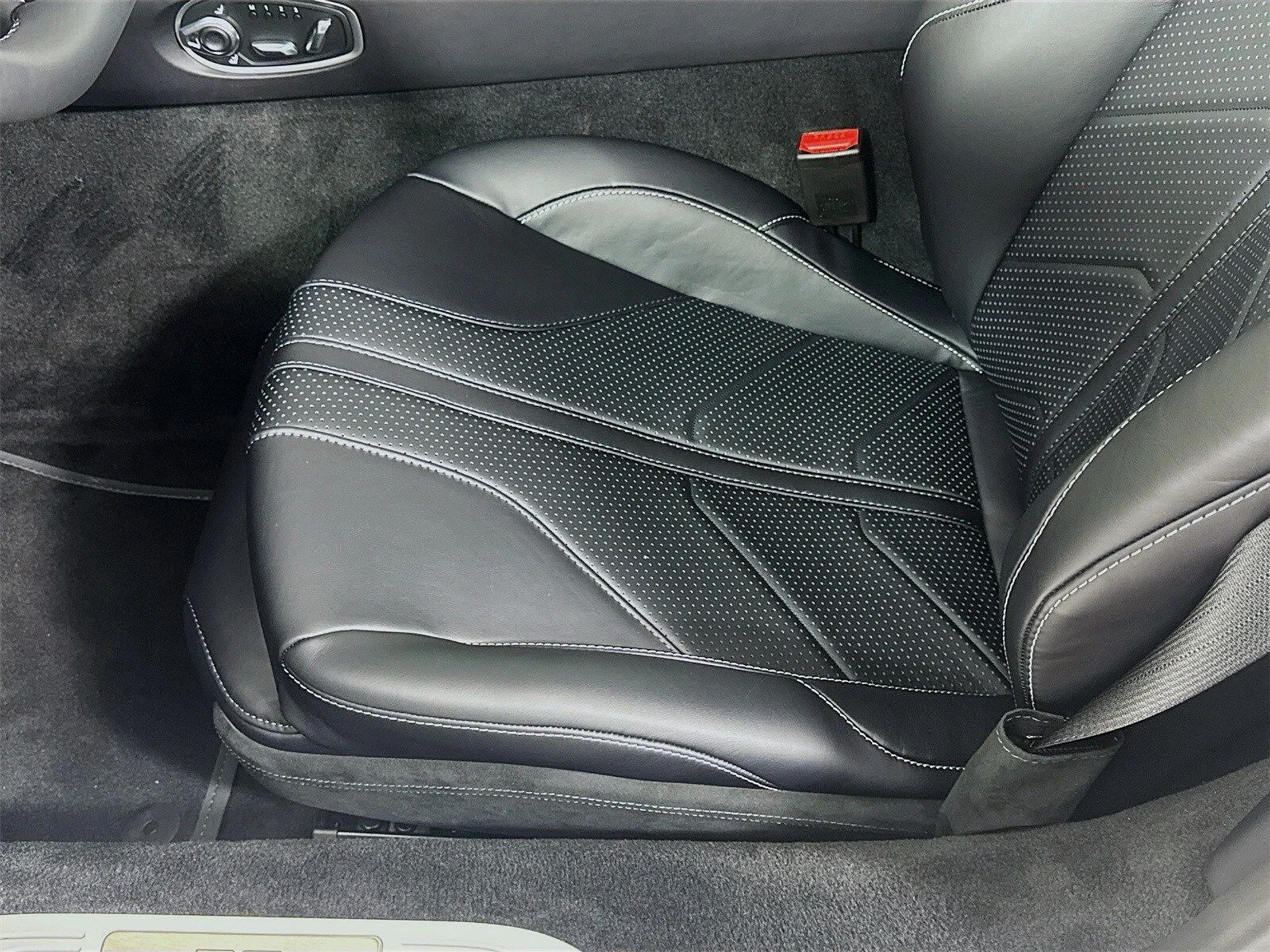 mph016_3880658677_42810e523661ba65fa9228d542361fcex_a2948d1c34