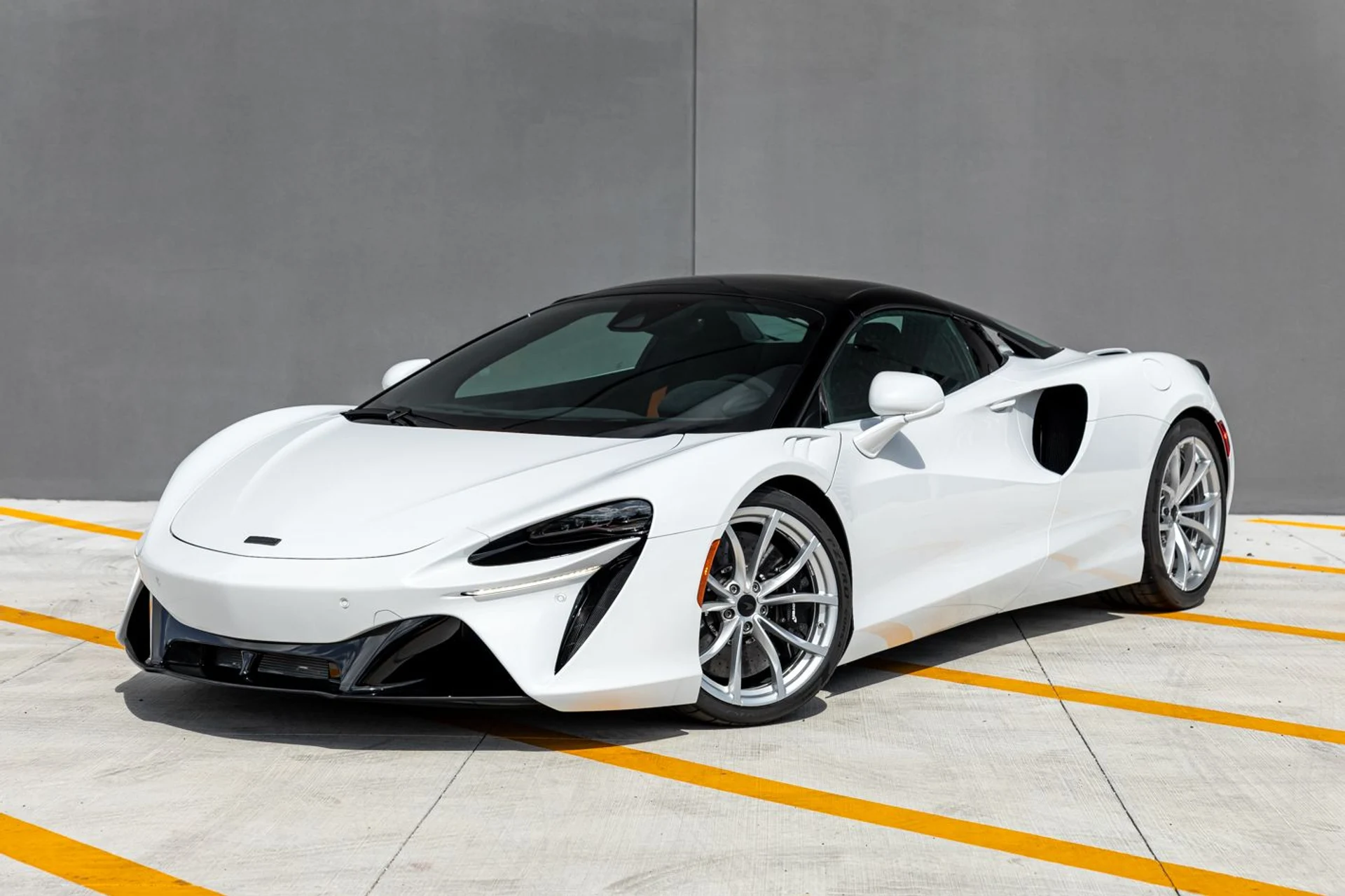 mph016_3884596659_New_2025_Mc_Laren_Artura_Spider_13e8c6a44c
