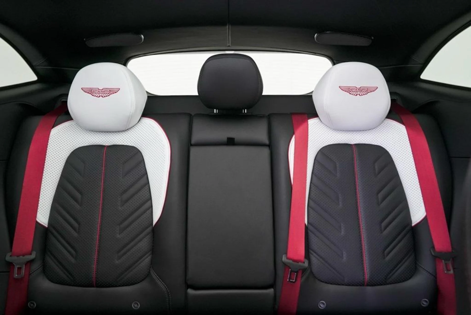 mph016_3896789618_7b7_PH_0a_HMOY_2tl_Kqfy_Mee85_Xiw_8369f506b6