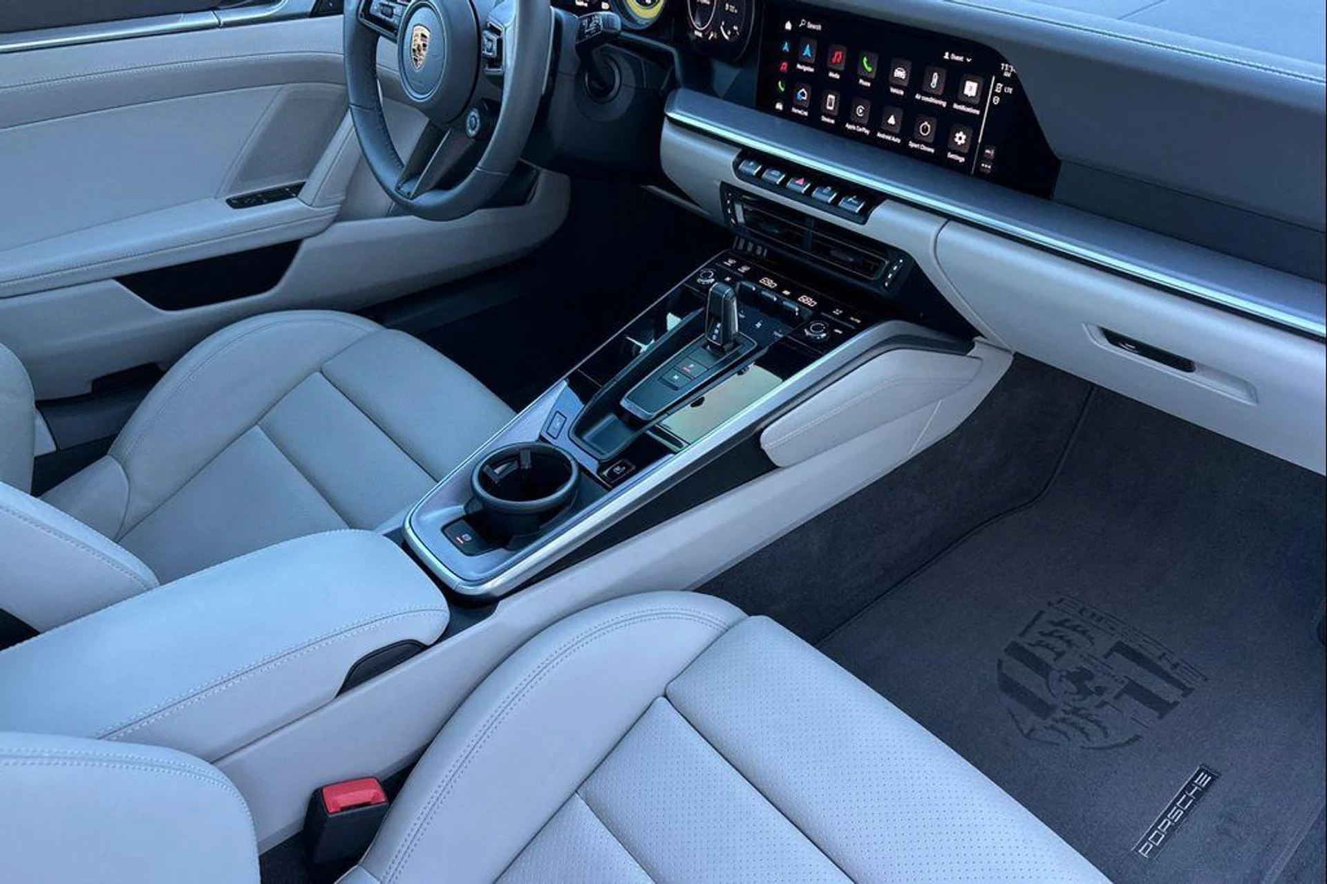 mph016_3907607956_b_Uy6hdt_D71_Pbm_Dc_Io_OP_R_Yg_Ym0_130d4b3ec4