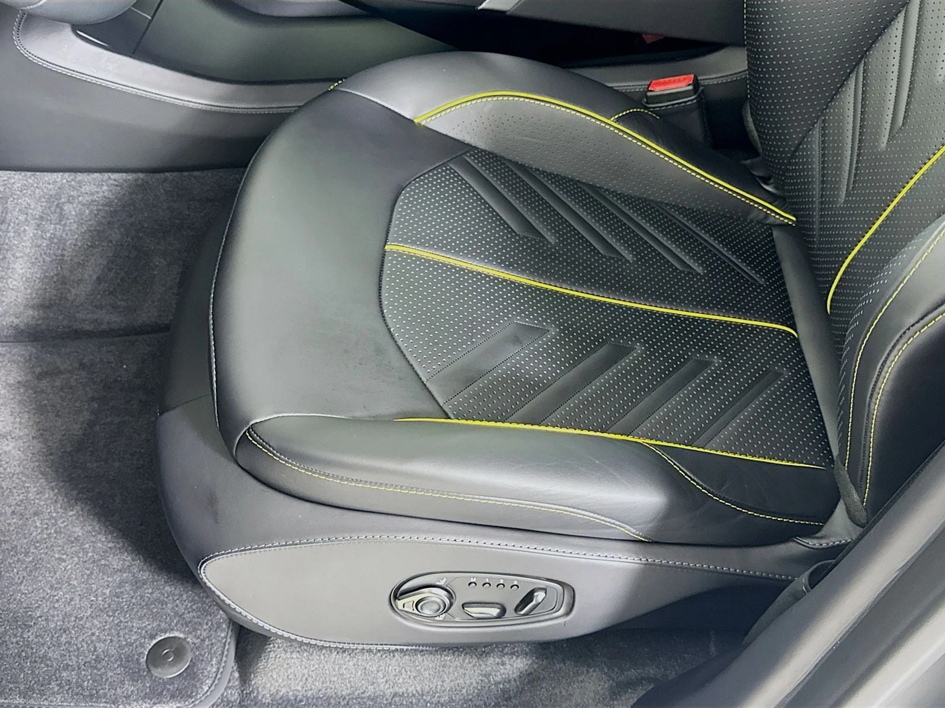 mph016_3918457382_3c748abec44e279ec817b20825761bc2x_f31762745f