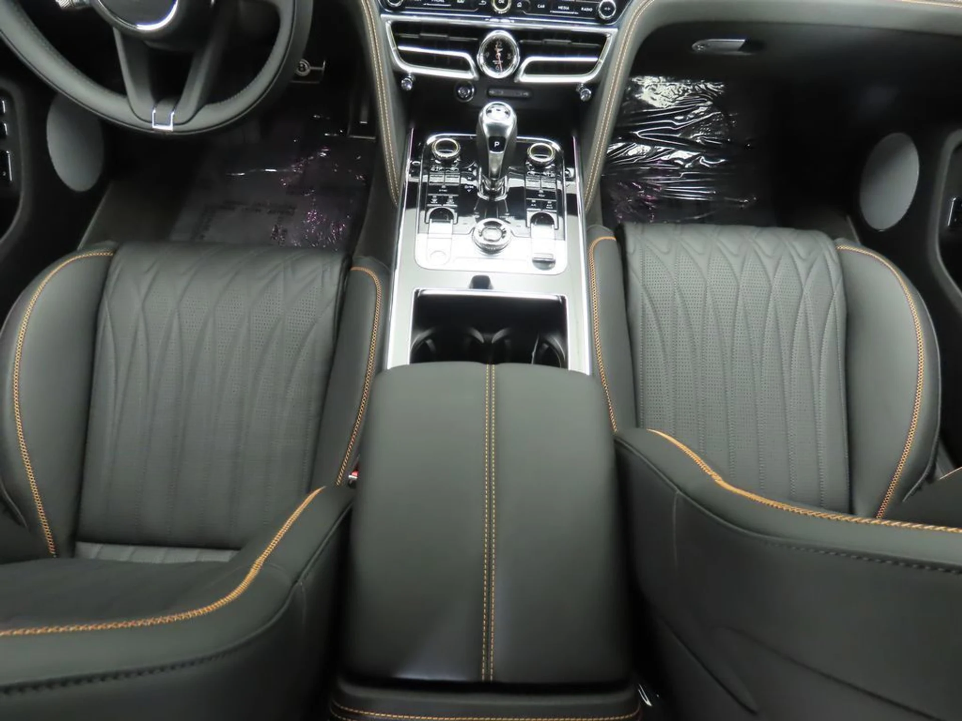 mph016_3924977580_new_2025_bentley_flying_spur_8119_22943437_17_1024_10890d0c1d