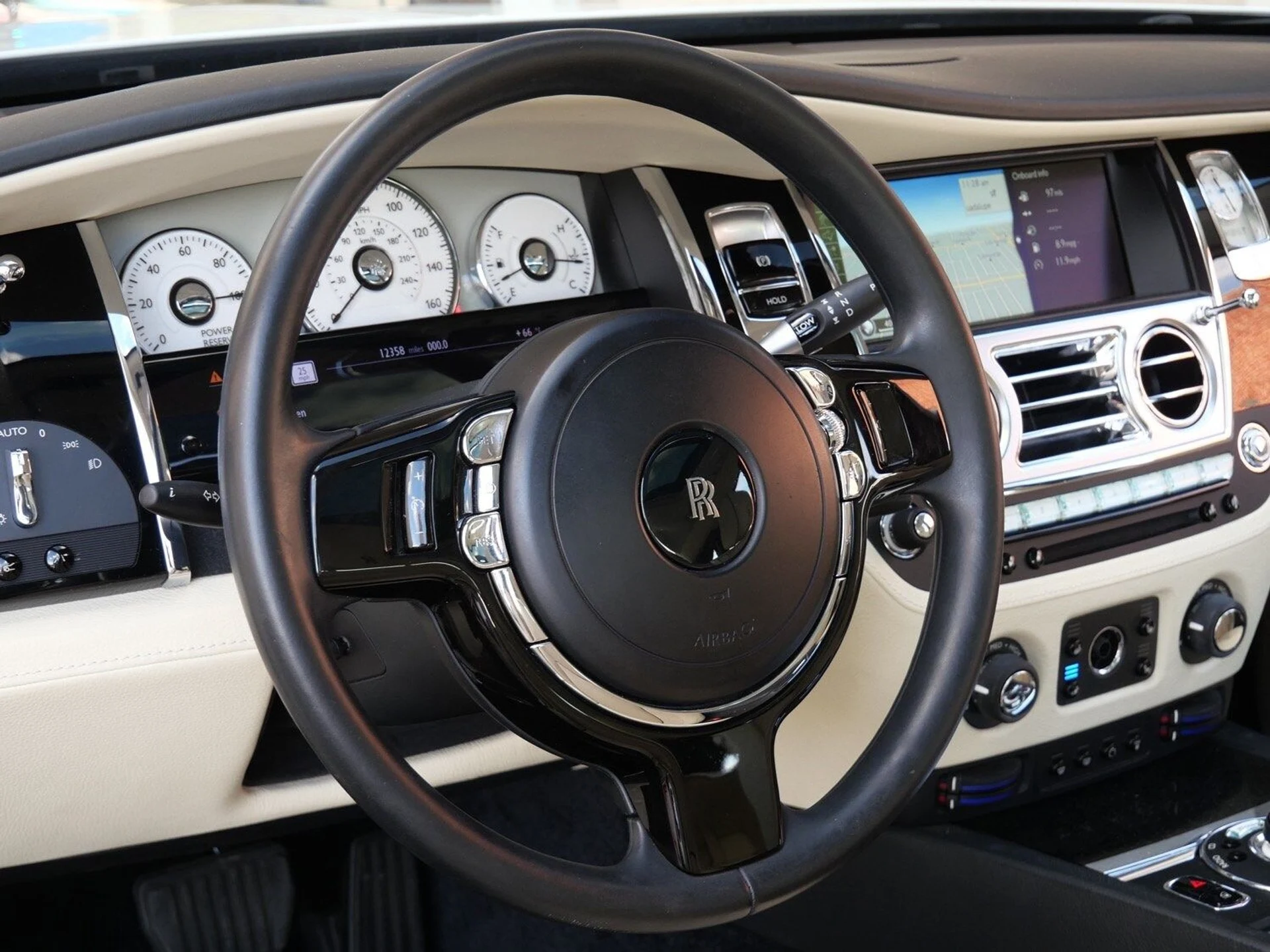 mph016_3928008209_9d02dcc06388bcb91e992f65553533a2x_bc5b8a27e2