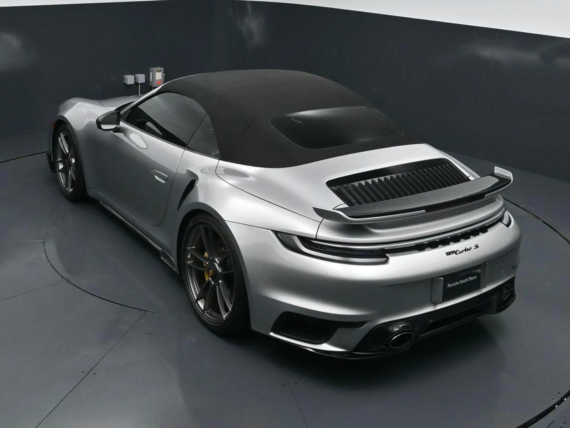 mph016_3934051096_b4_Gkd4a_Fa_5k_Giu_Zw_Rb_Xruq7dw_8c19a78d31