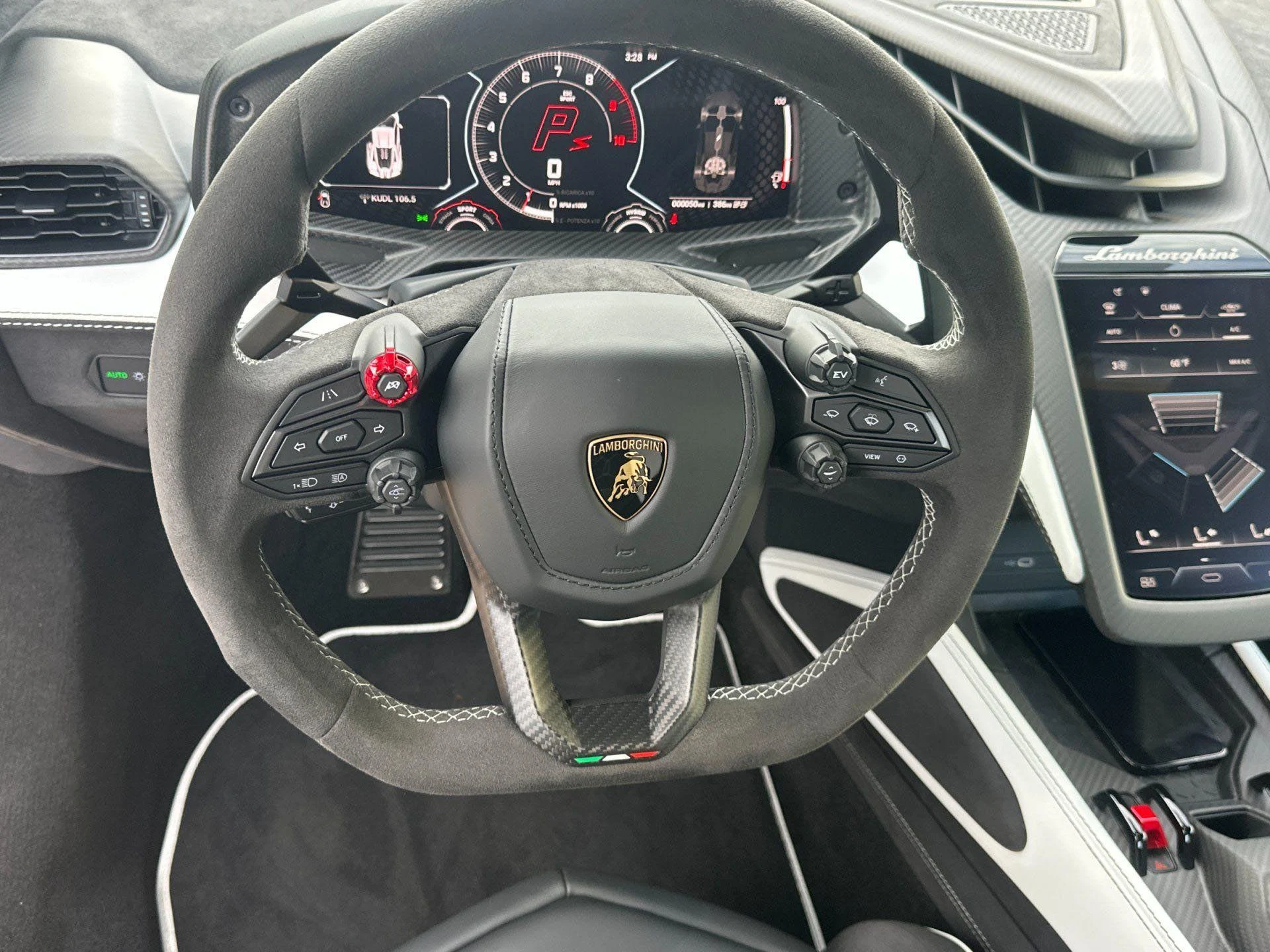 mph016_3947736412_Used_2026_Lamborghini_Revuelto_1772201328_c521656865