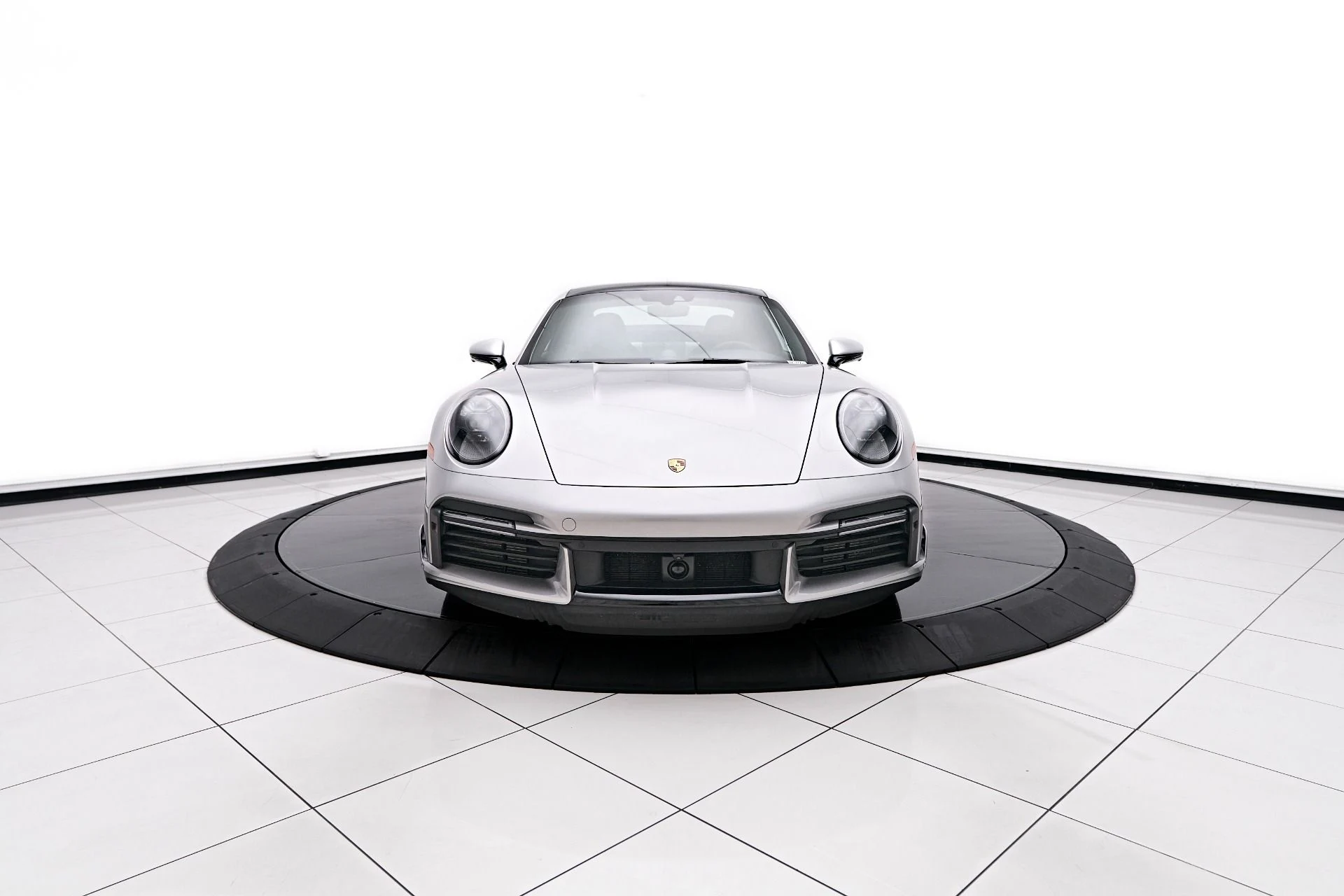 mph016_3949960810_Used_2024_Porsche_911_Turbo_S_1754417049_4bcb30d8b9