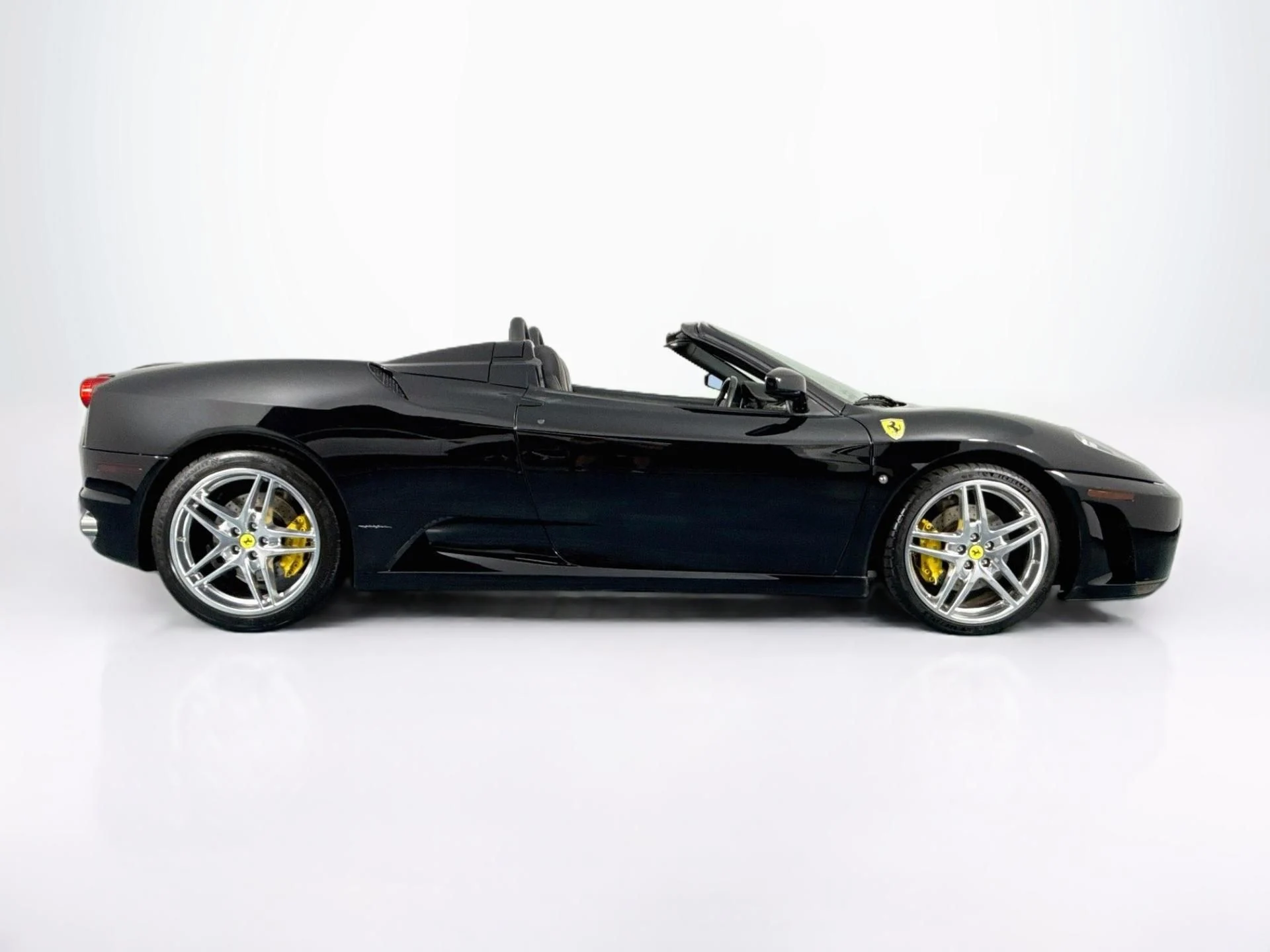 mph016_3964326219_Used_2007_Ferrari_F430_F1_Spider_1786408567_b5aad47dbc
