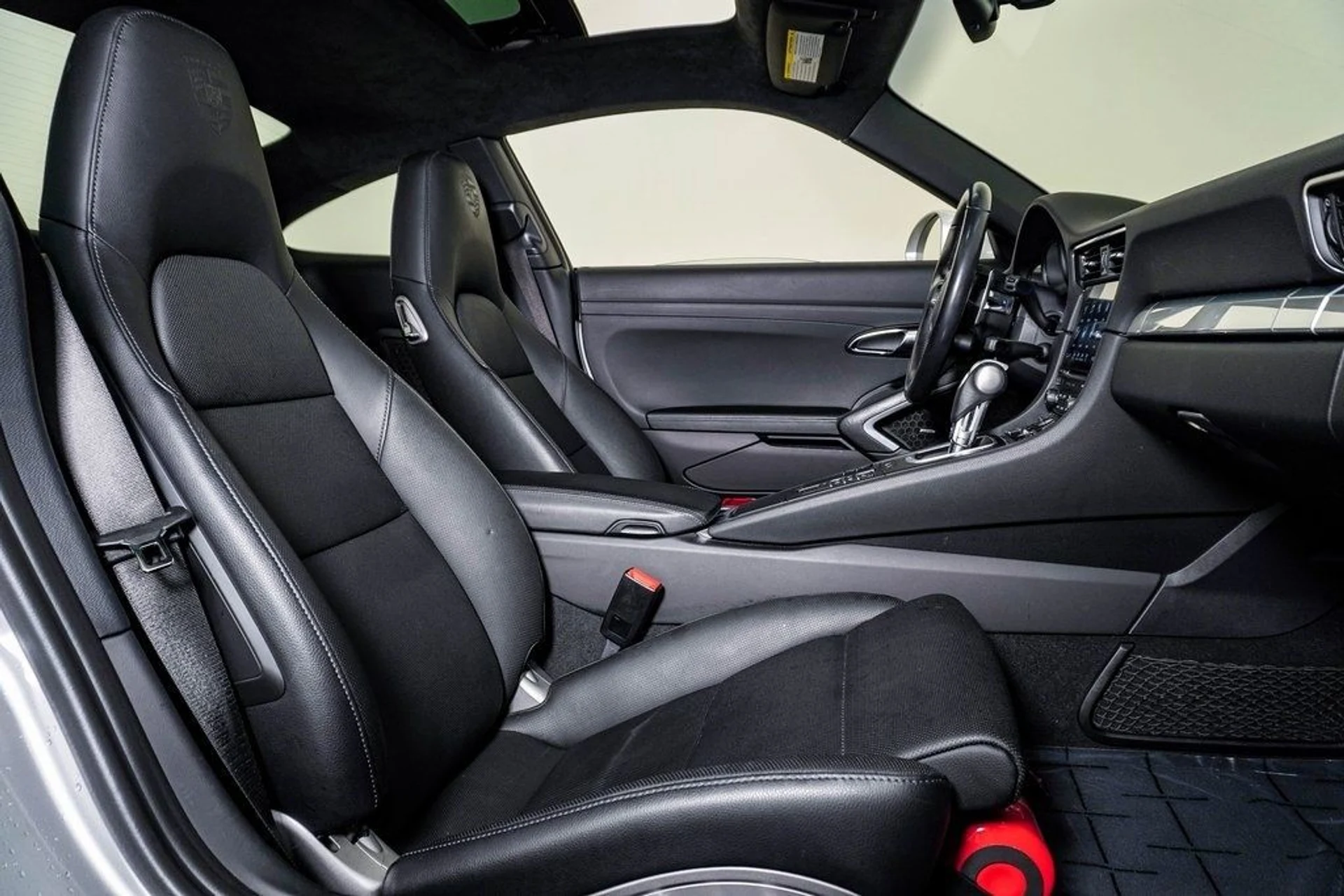 mph016_396592979_489c46d58590417b5c1d33dff5393be1x_d5d15a3175