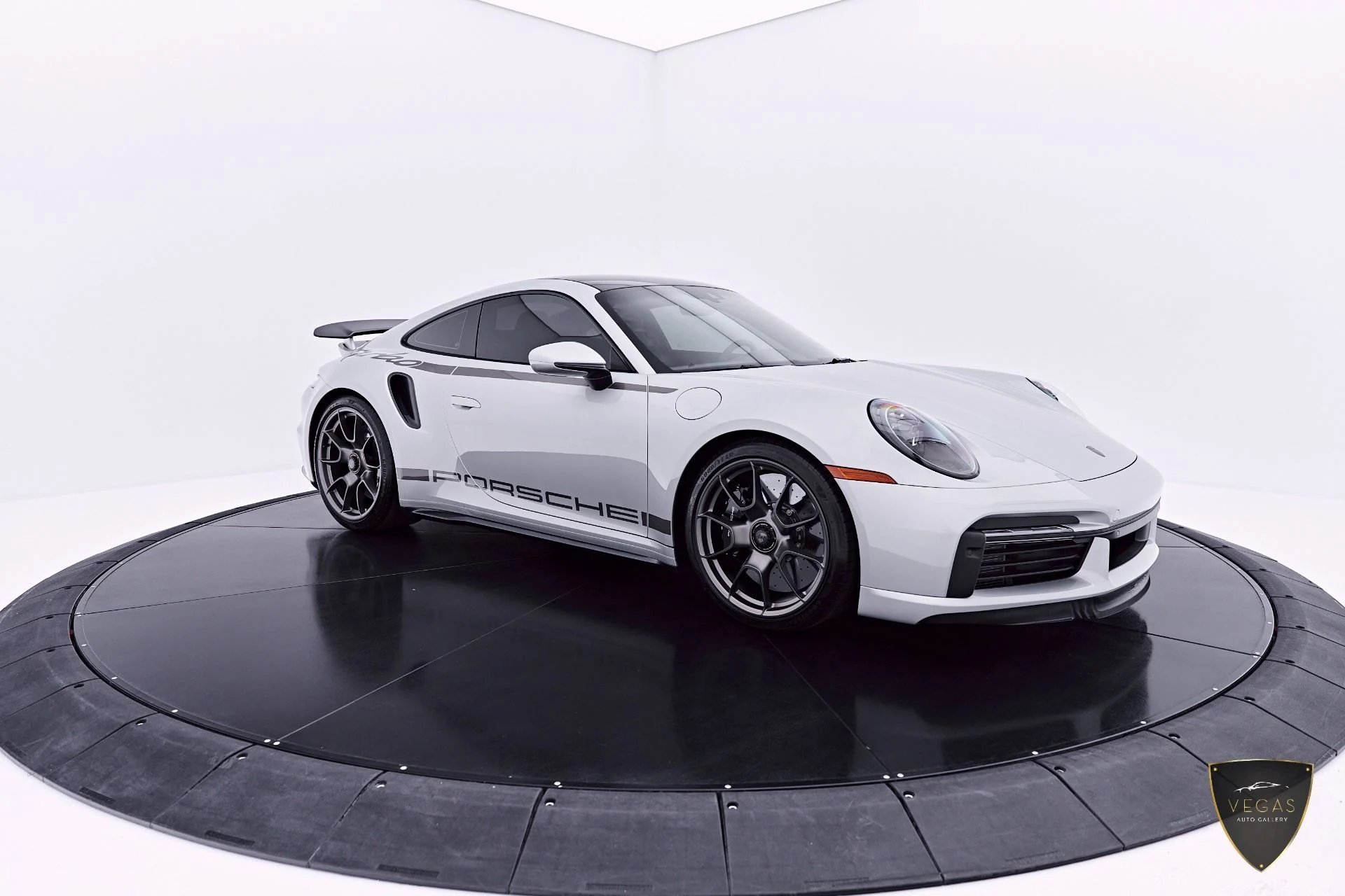 mph016_3968927797_Used_2025_Porsche_911_Turbo_50_1782521917_272b284649
