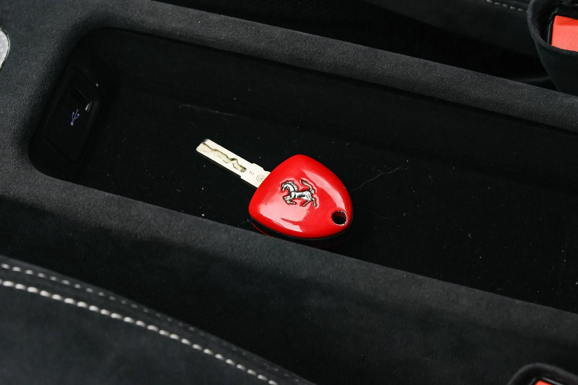 mph016_3970893952_Used_2015_Ferrari_458_Italia_Speciale_1757453433_096448d329
