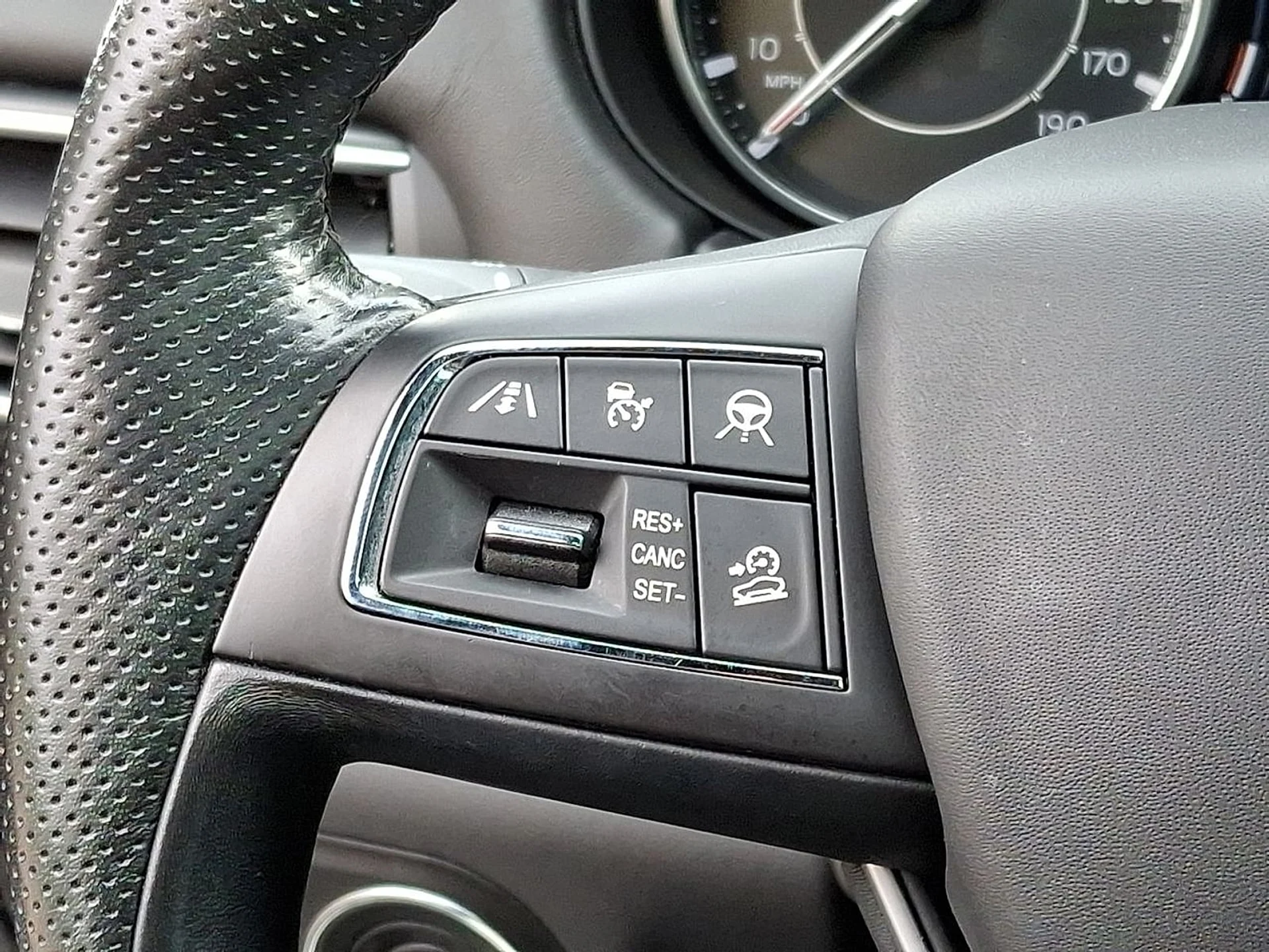 mph016_3972441928_6d13a7a0b85198129fc6be933f4a05c7x_ad66436883