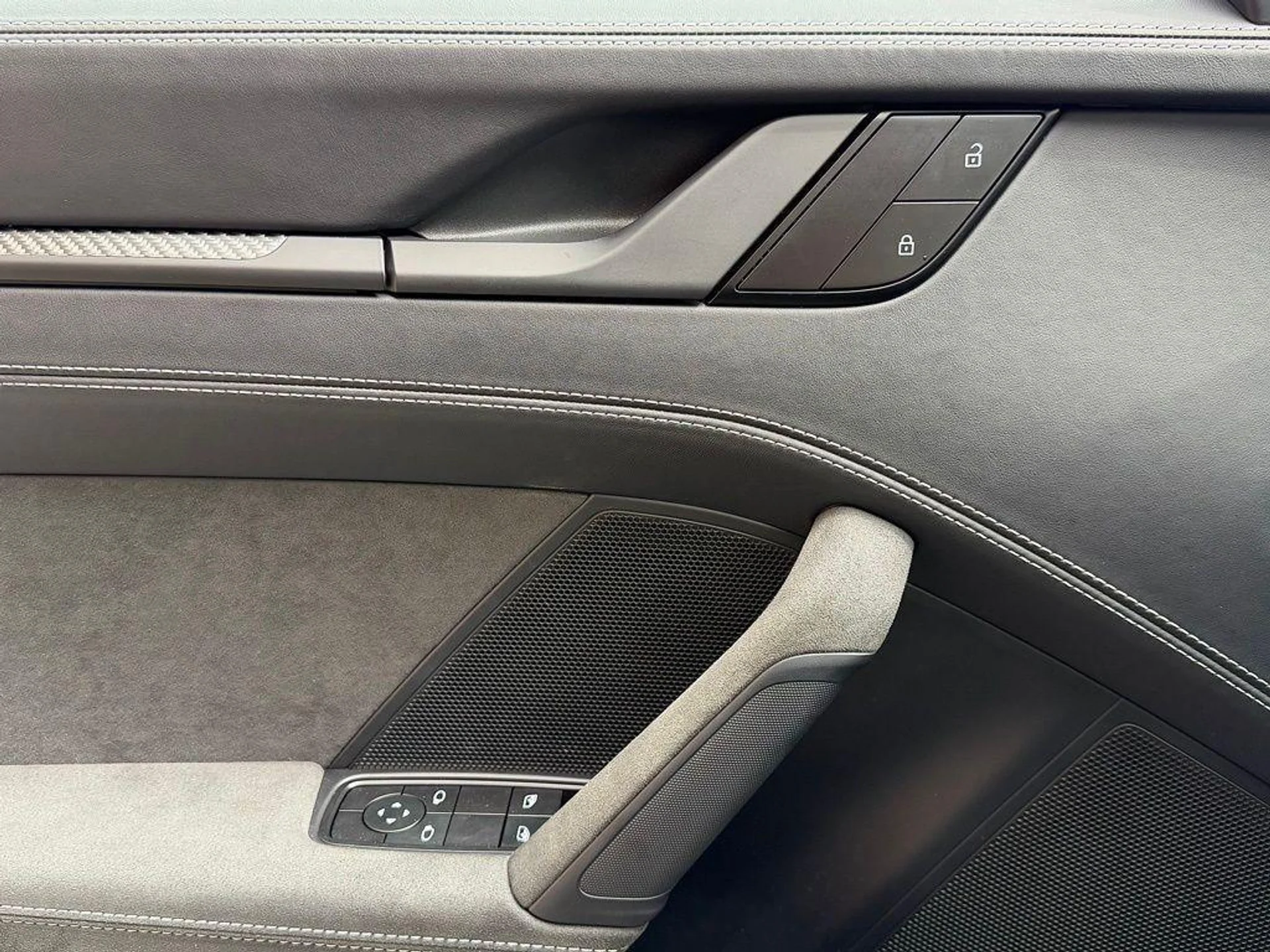 mph016_397516658_i_Kek_DL_7_IB_5_Q_Sa6_Y_Bw_A8_Mhp_SB_9k_cccac0d966