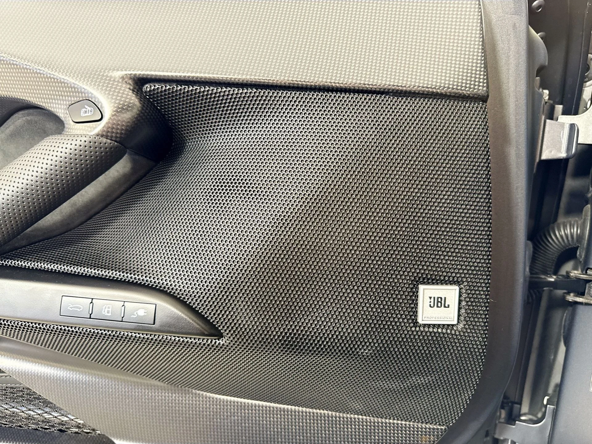 mph016_3977999363_2fce448f3f89bce8ac4e0ac420ad6afe_1fab5335c5