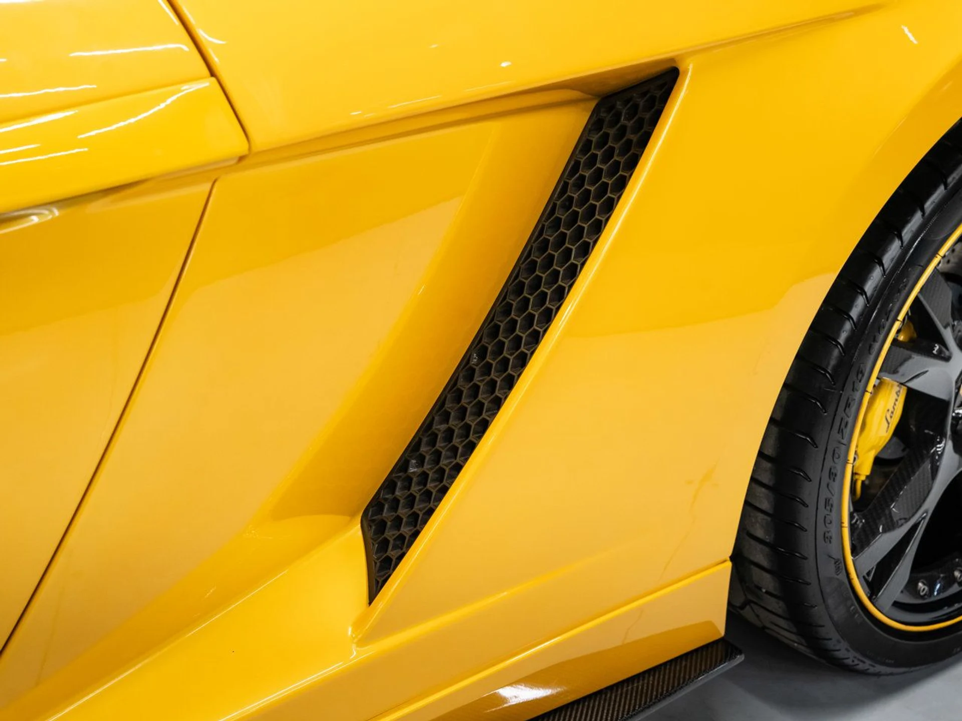 mph016_3982916538_lamborghini_gallardo_2006_4f2eb4793e