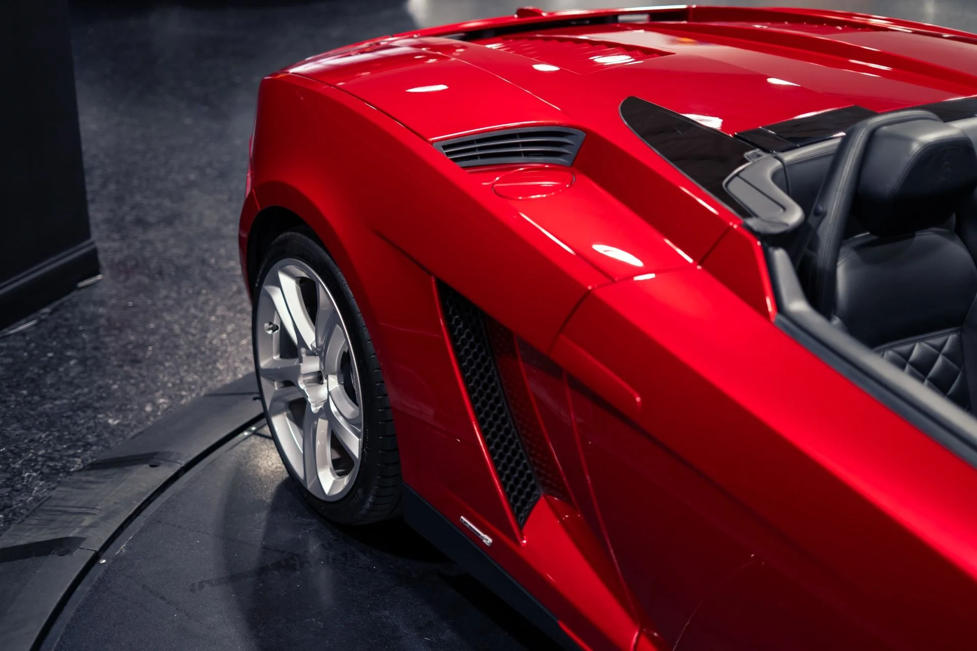 mph016_39866192_Used_2014_Lamborghini_Gallardo_LP_550_2_Spyder_1780931604_4b6aad64d9