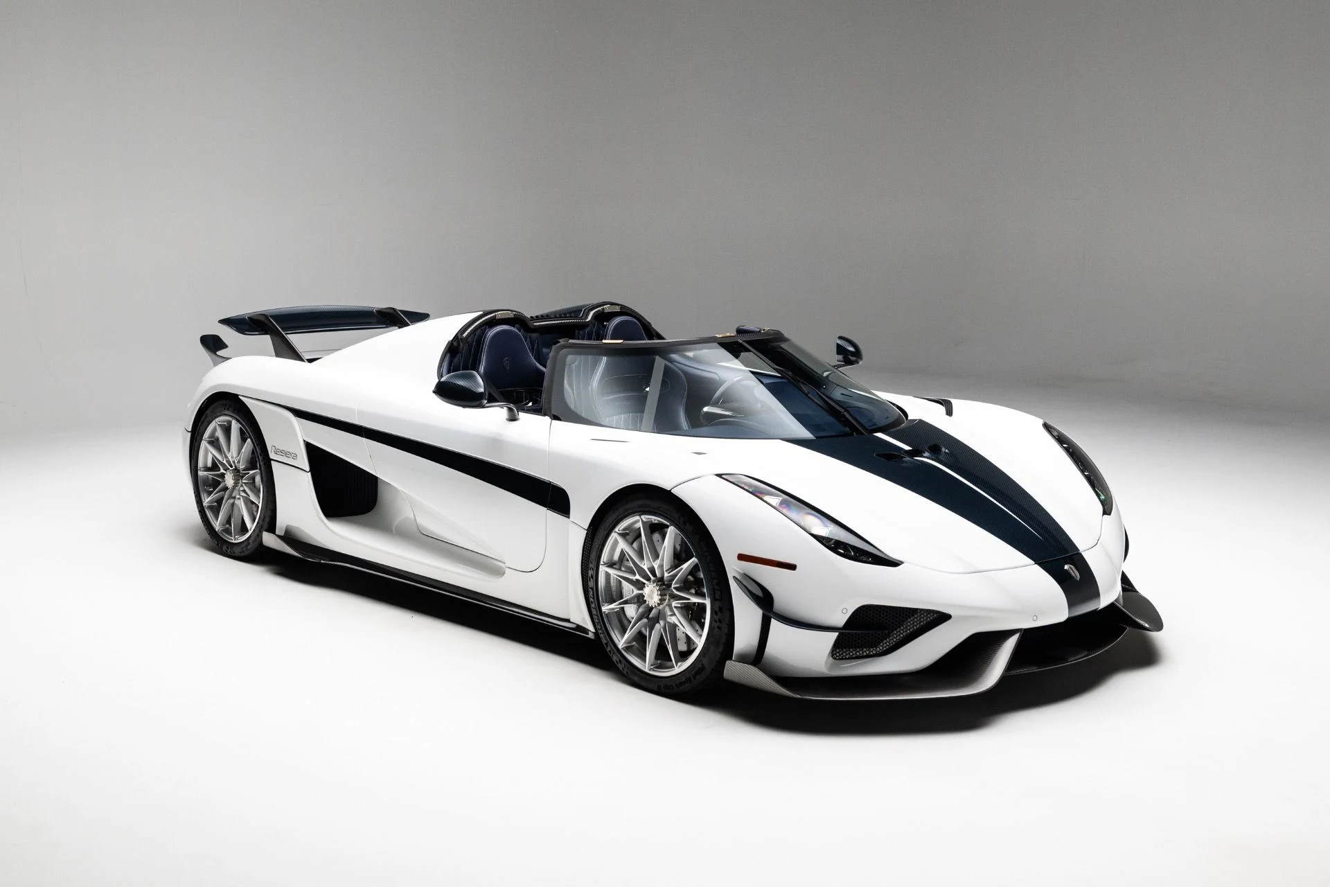 mph016_3998122854_13358_p17_l_522cd4654e