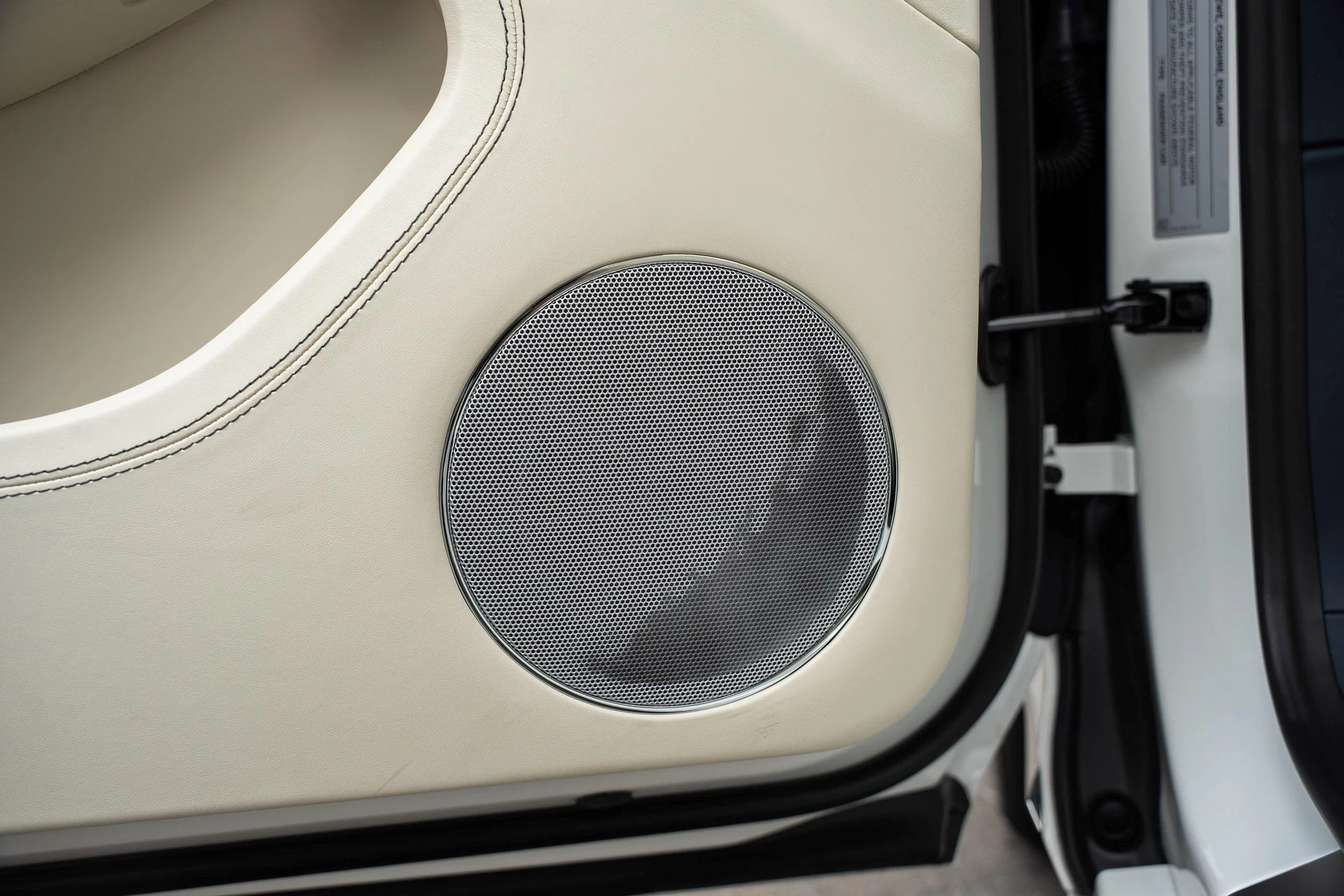 mph016_4003069892_470961996_69312a4a437575d819837410_0797c3adbd