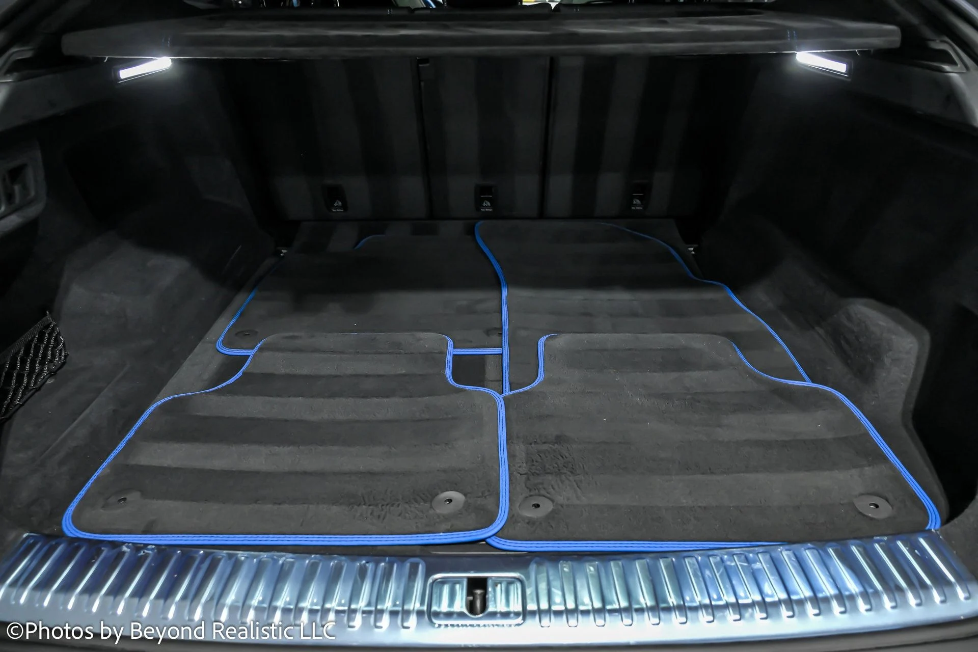 mph016_4008575463_686874ea6749e74b230813598cab1e73x_a972135dd2