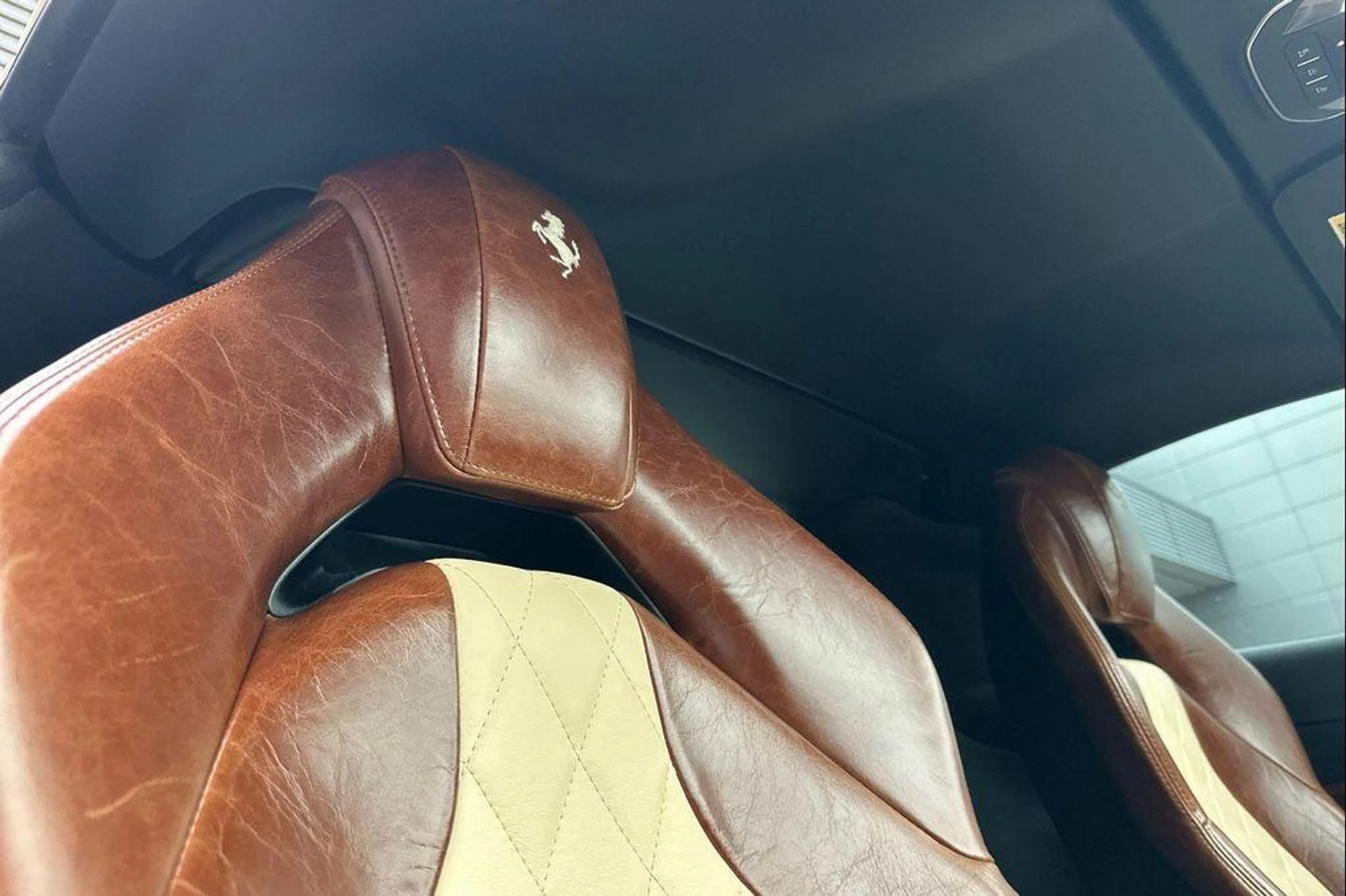 mph016_4010226020_A4am2r_ks_MENVIIL_Pbh_YVY_Dv_UH_0_785214ab2a