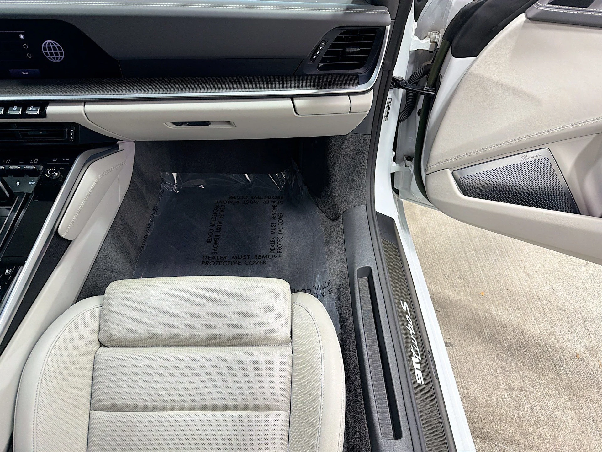 mph016_4018978394_b664992c4a1b911fbfe67e34d0f5907b_d952492fec