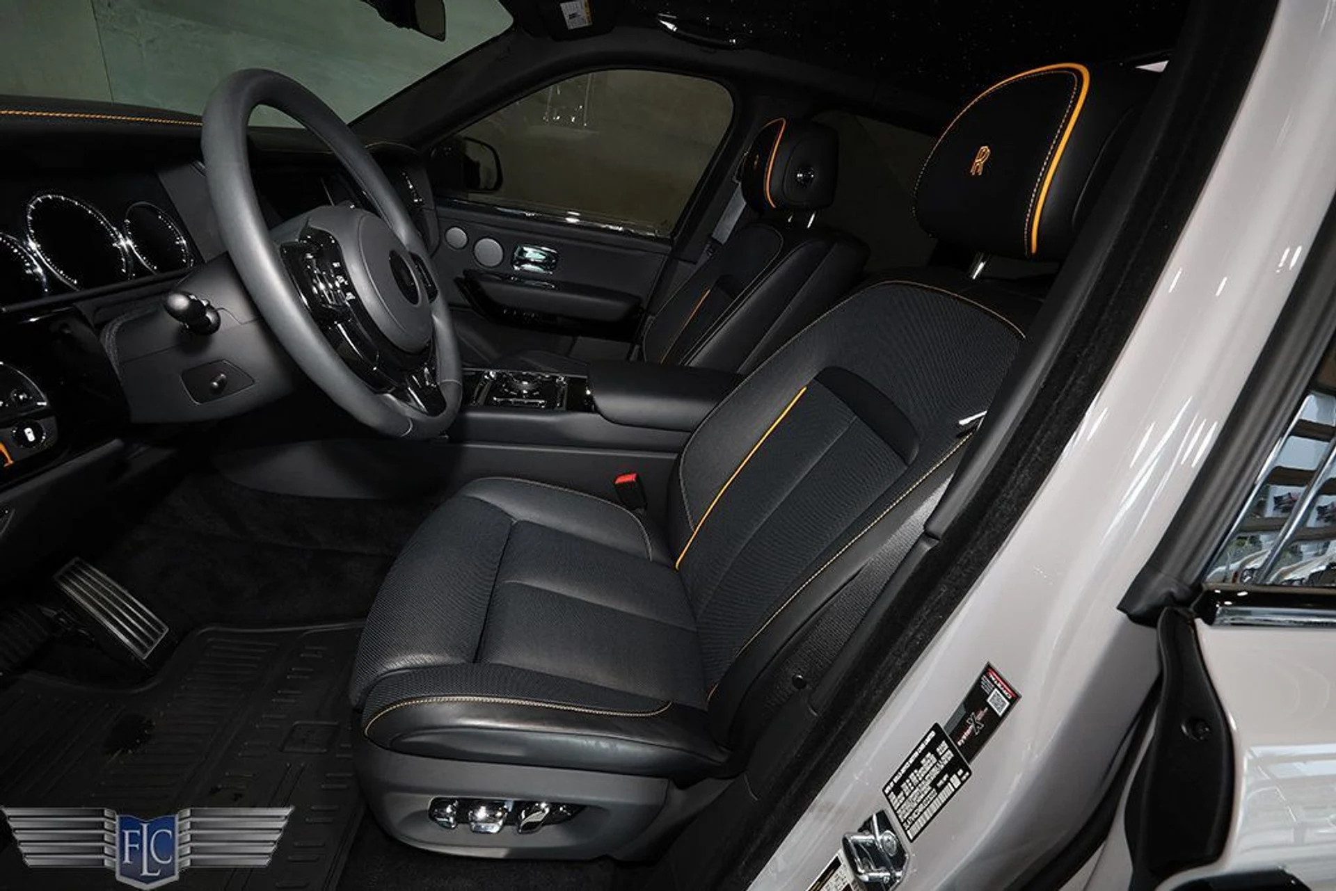 mph016_4025436305_used_2024_rolls_royce_cullinan_blackbadgesportutility_9689_22957854_17_1024_24bc8ff0df