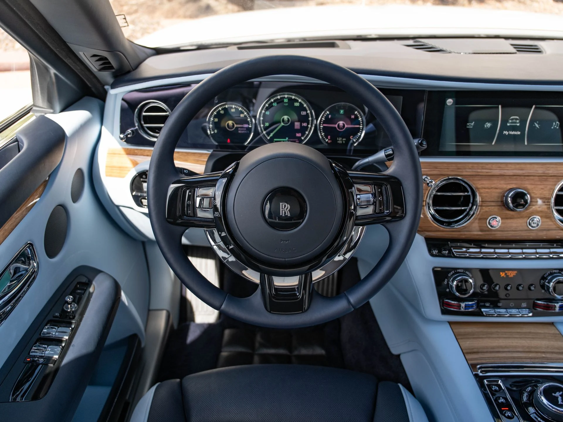 mph016_4040774789_f8781c3b5693f3e17162ed34054ed30cx_881dd1b385