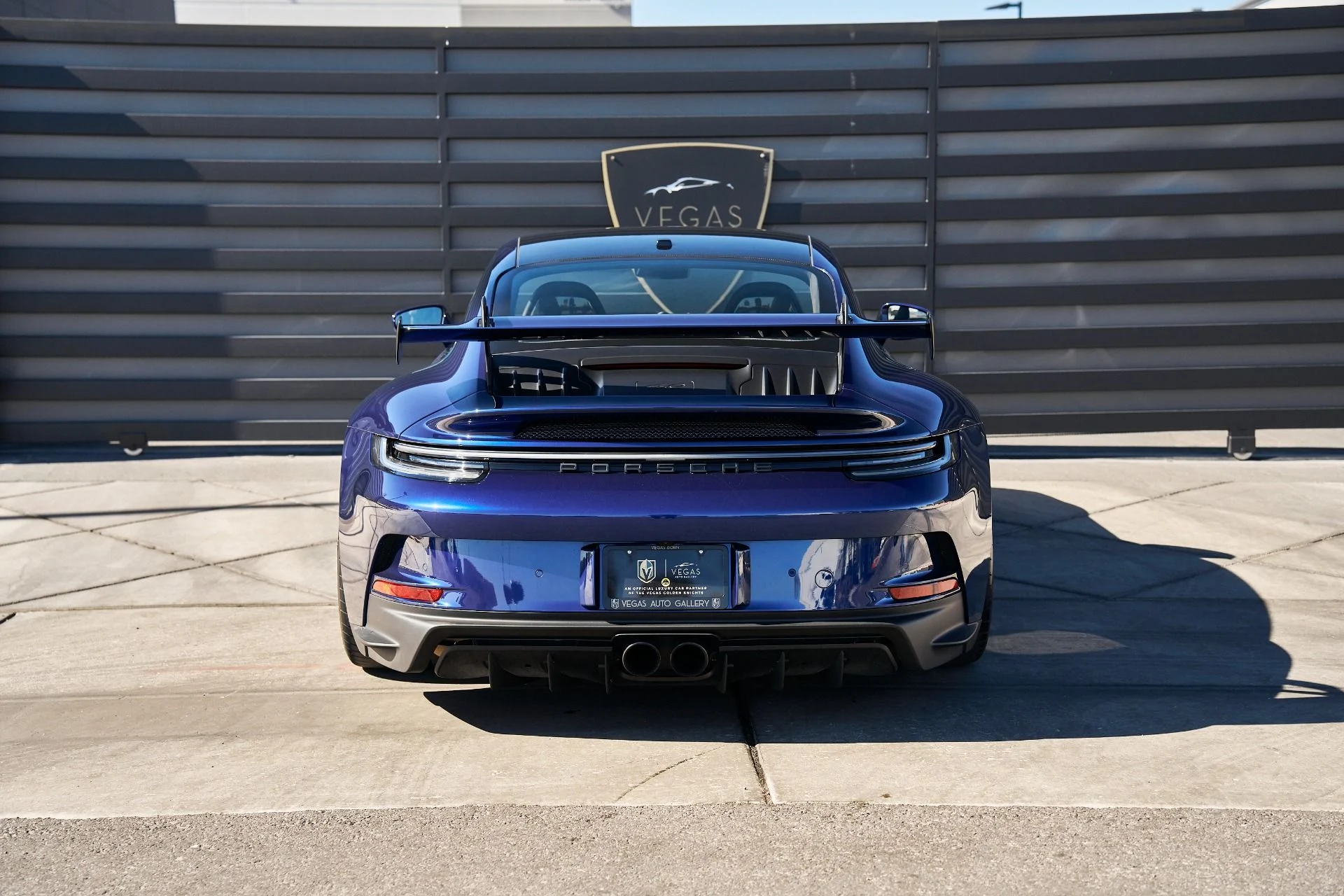 mph016_4041095761_Used_2022_Porsche_911_GT_3_1761959353_c66e19eeb0