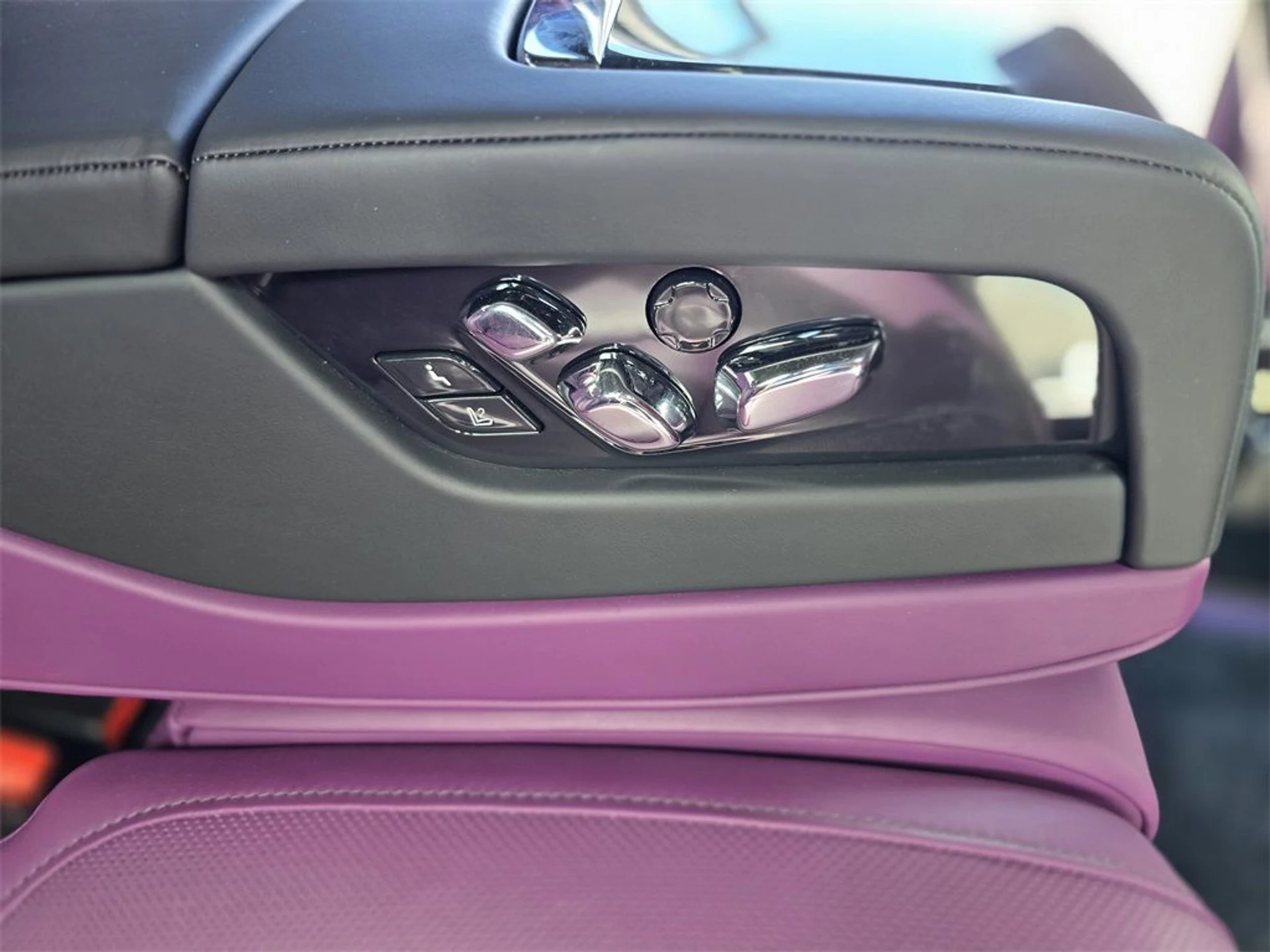 mph016_4055771469_73374adf5ed4030cdfe245431a0ea3eb_3b47e2a33d