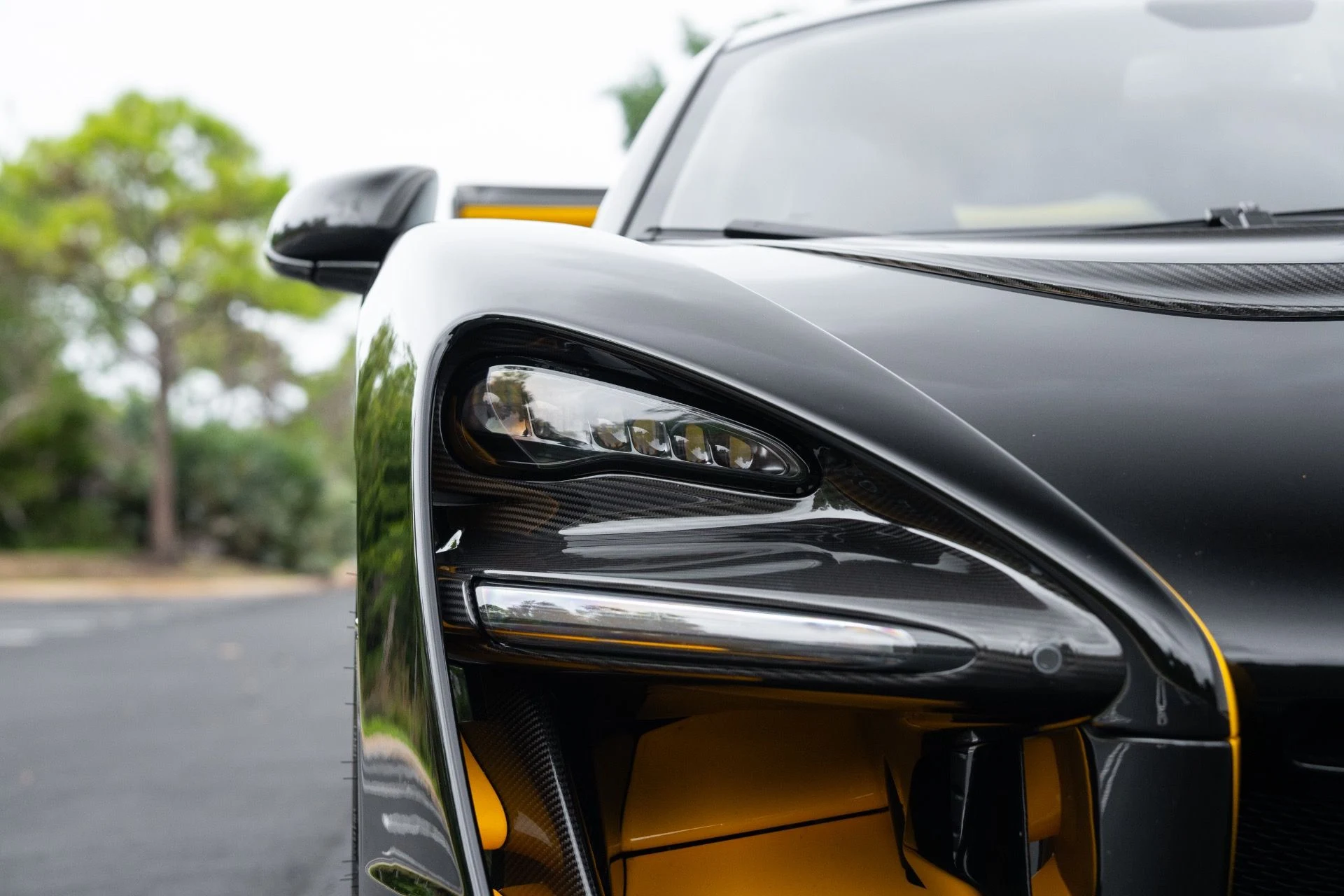 mph016_4055905780_Used_2019_Mc_Laren_Senna_1775186462_4dab6297cf