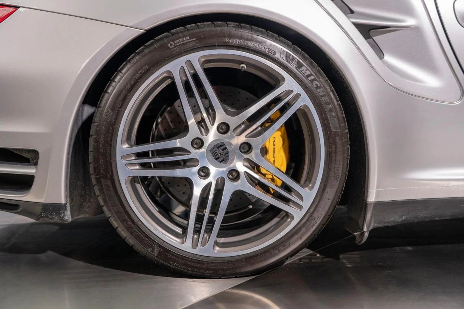 mph016_405769701_9704658a3a6f725551324d8d33fe269c_17816ca0a5