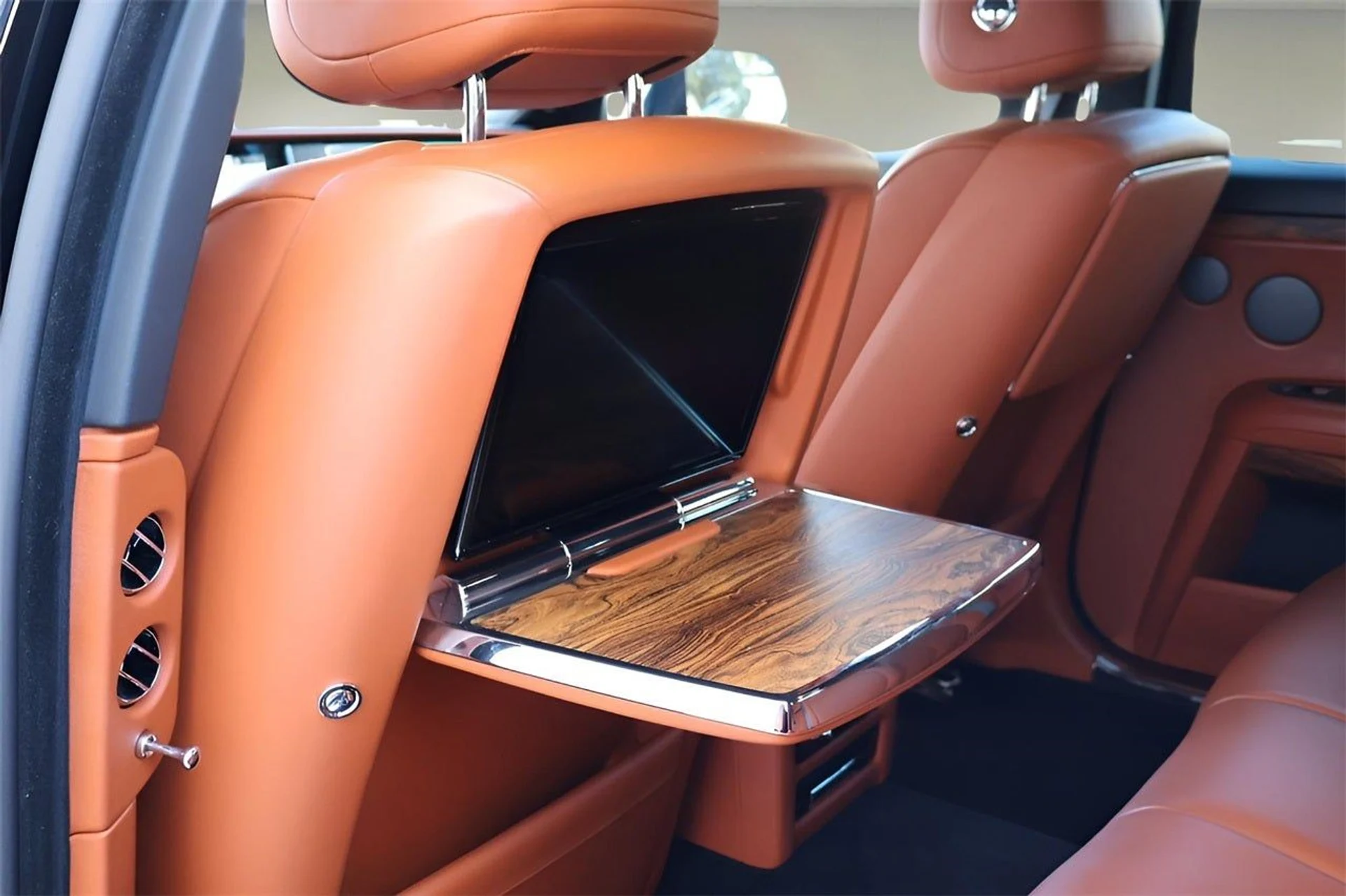 mph016_4060896648_17_8a5b88710a