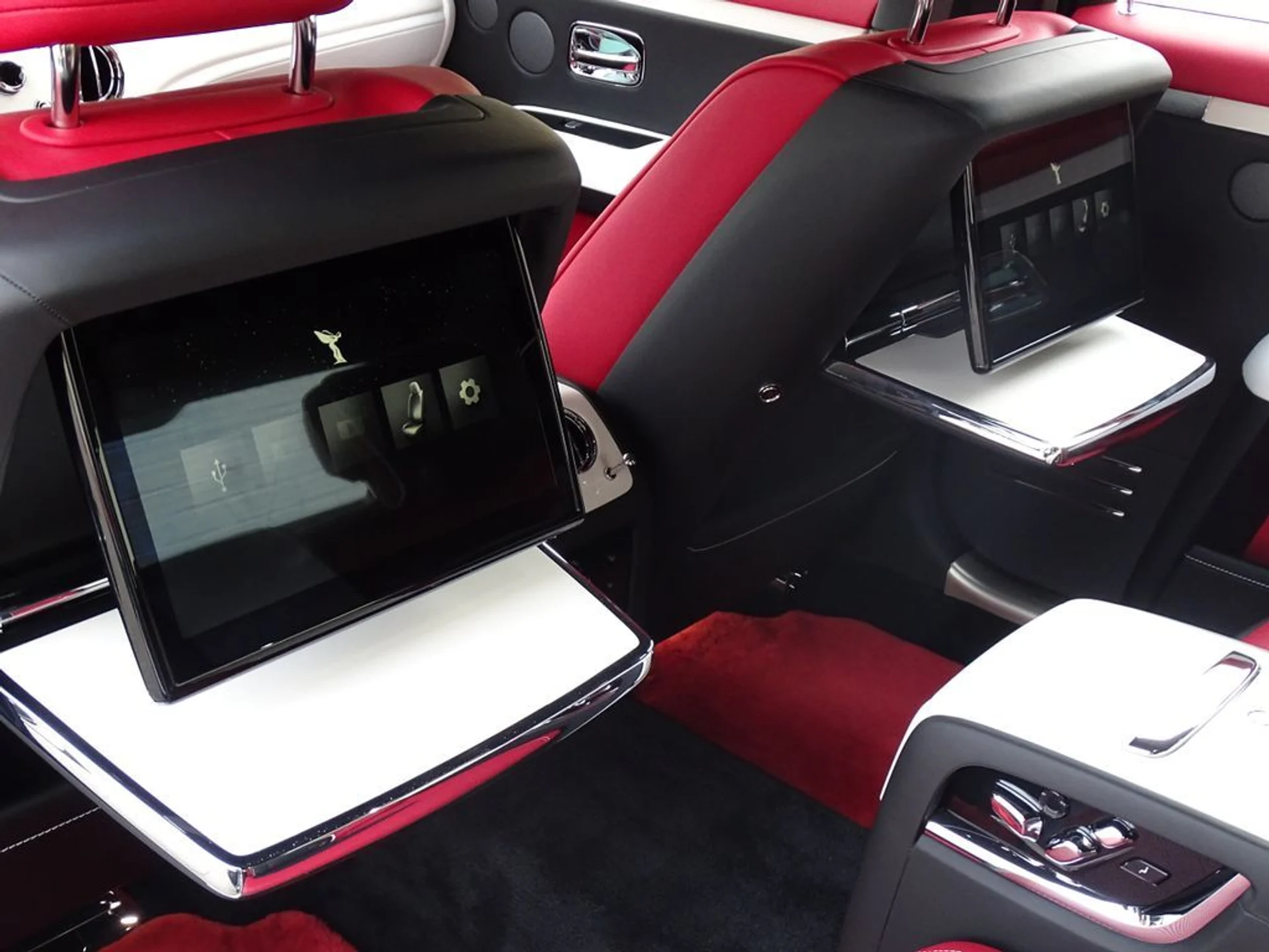 mph016_4061148782_cf6a5a660b7062b11fd5d4371778238dx_e1d8b906ef