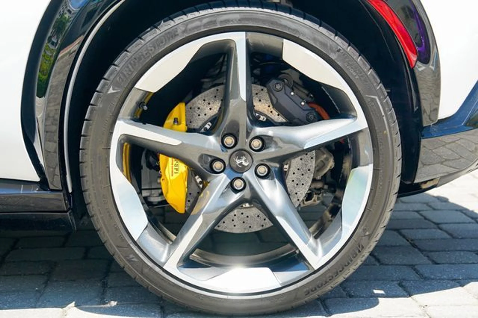 mph016_4068019736_23015679_17_36ab8557ca