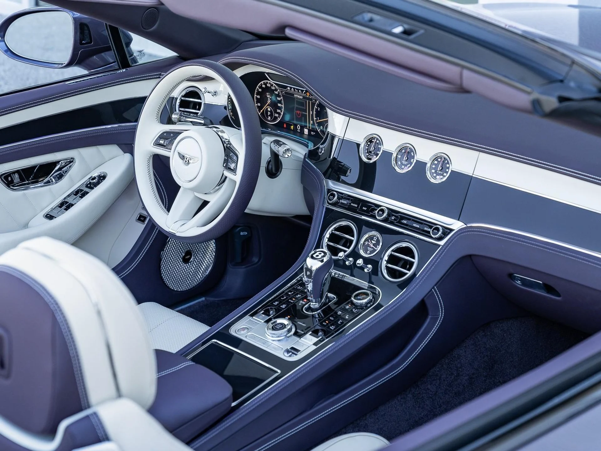 mph016_406839009_Used_2024_Bentley_Continental_GT_V8_1763485645_7e53efdbf6