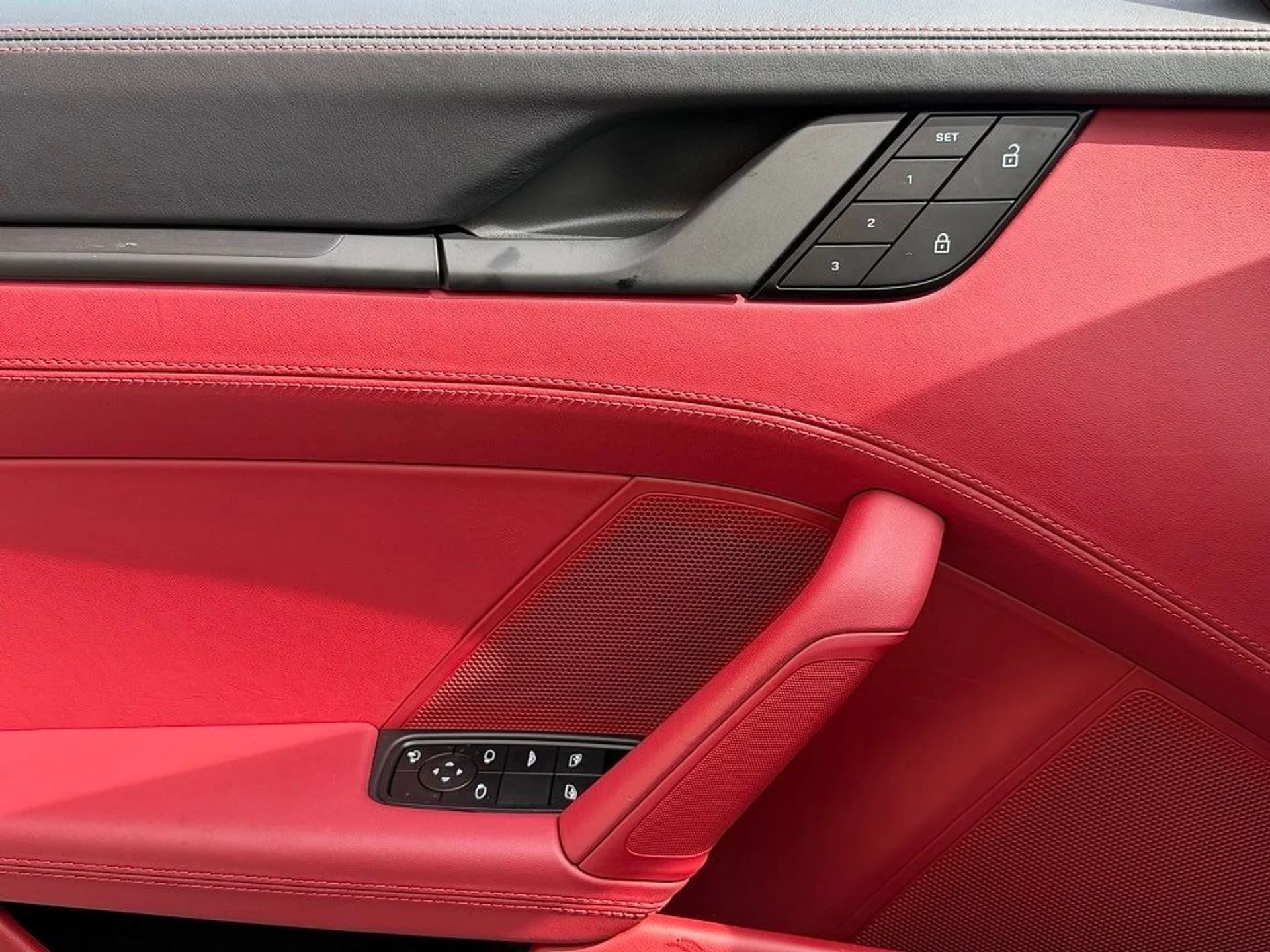 mph016_4072666642_7eeff227a96533fea442daa0bb066159x_36e716710f