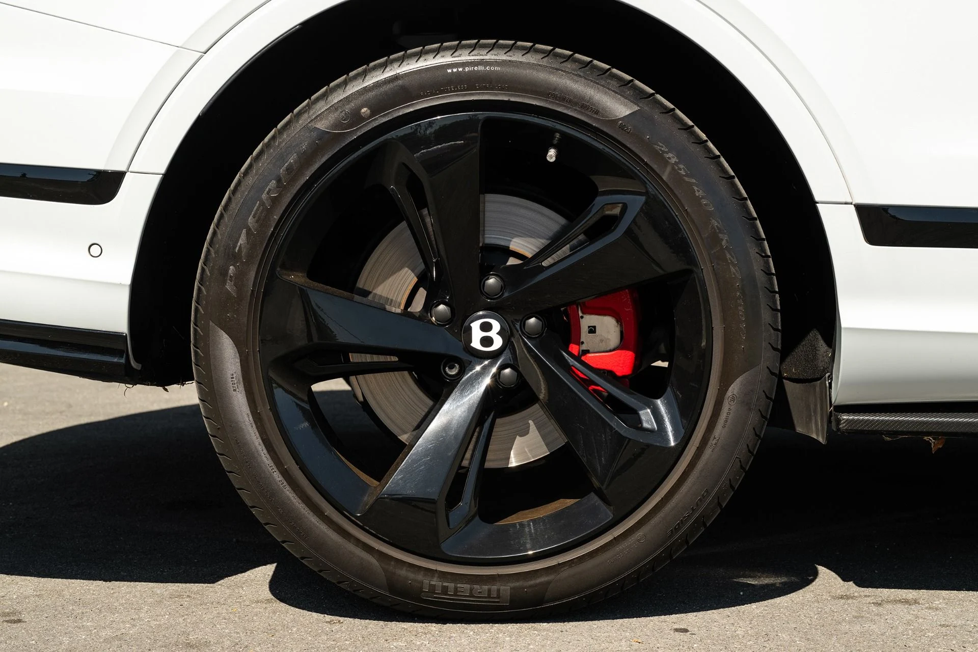 mph016_4072672401_Used_2023_Bentley_Bentayga_EWB_Azure_V8_1790986888_d5326f5d3c