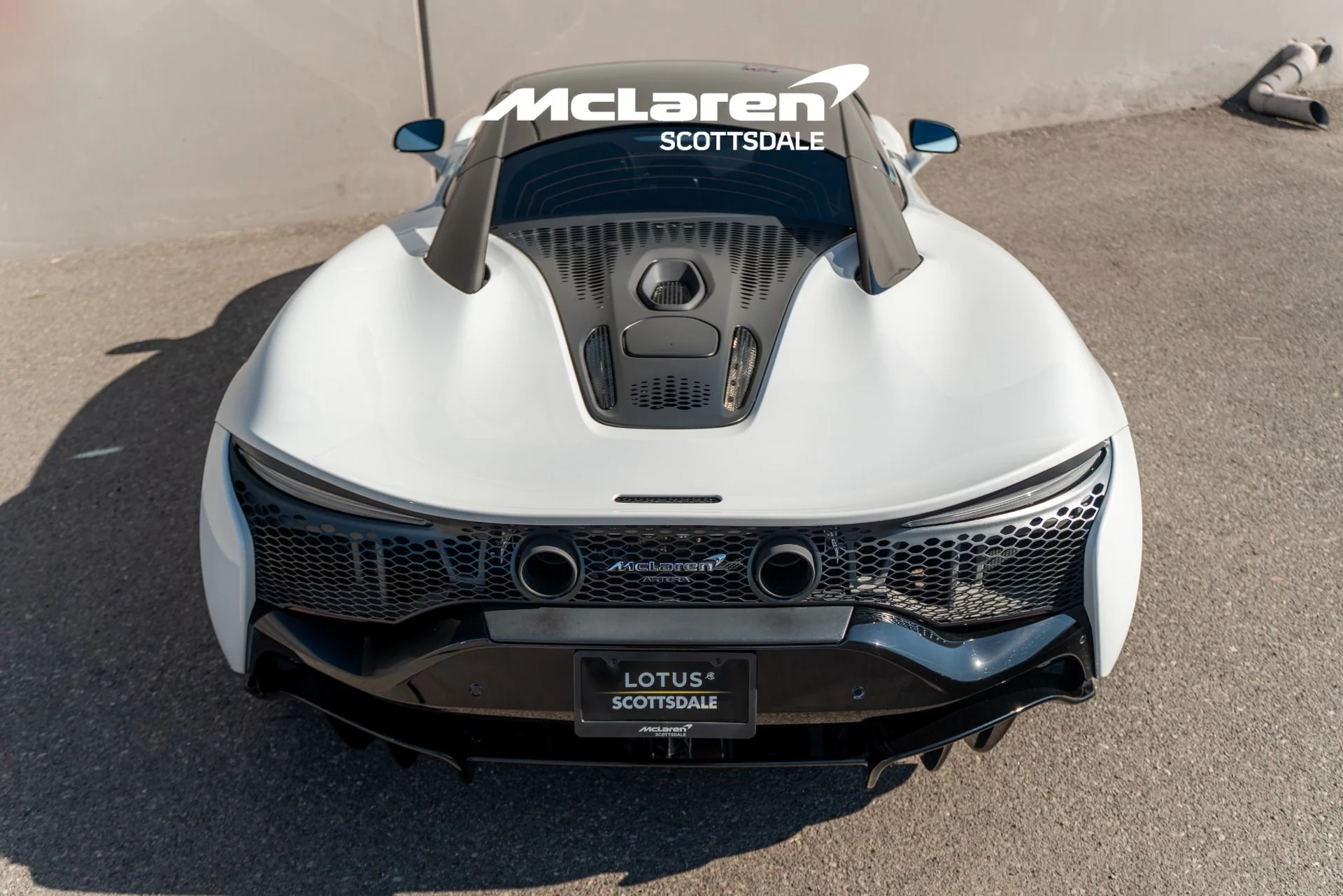 mph016_4087850533_Used_2023_MCLAREN_ARTURA_1758922926_1117283f4a
