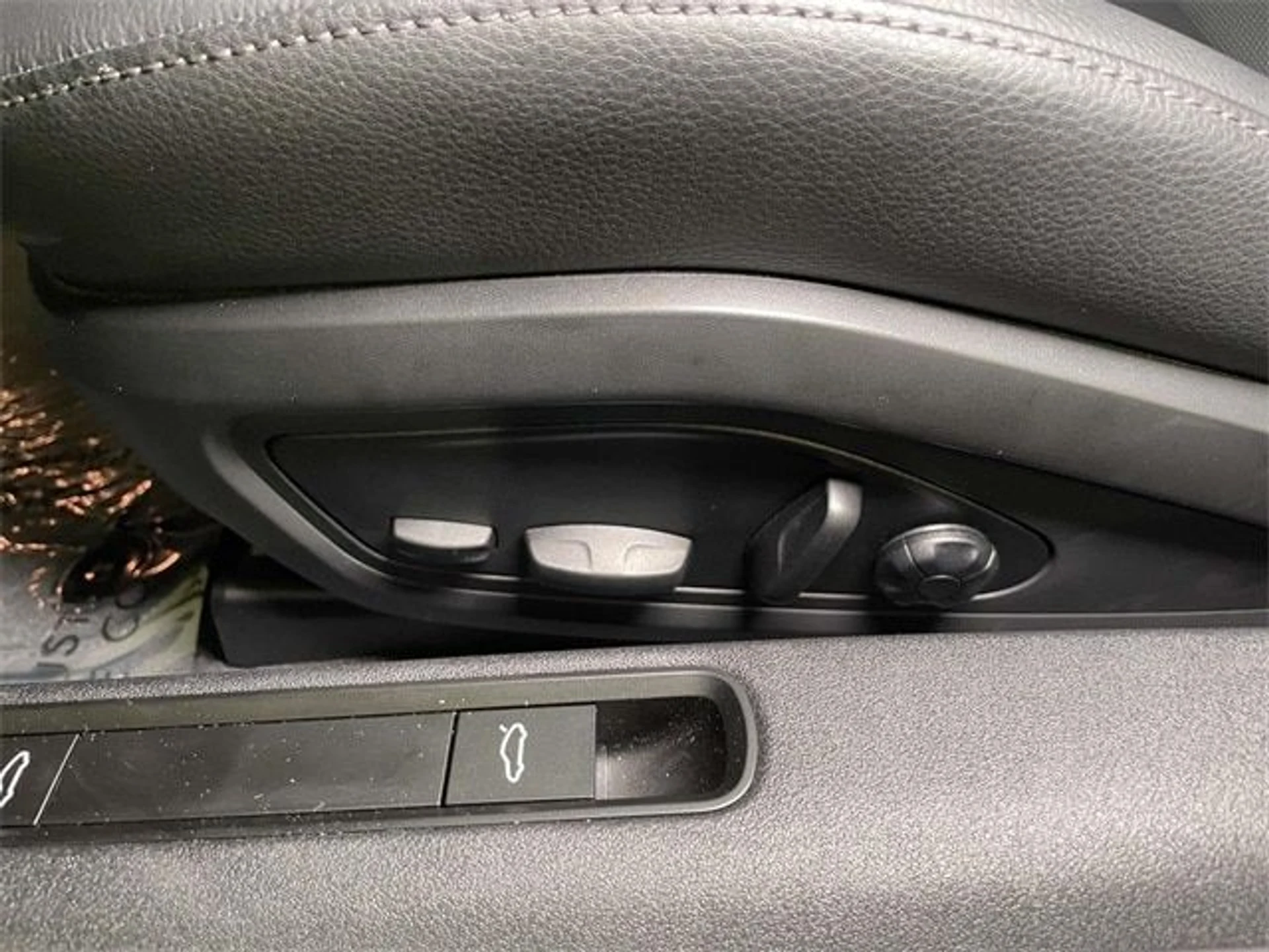 mph016_4093130632_5c901a9a8bf2546174c70cc756fbcea4x_f7534dd44f