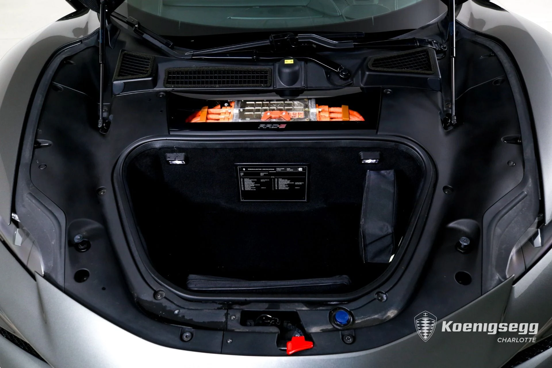 mph016_4095108642_Used_2022_Ferrari_SF_90_Spider_1775660479_13caad93e2