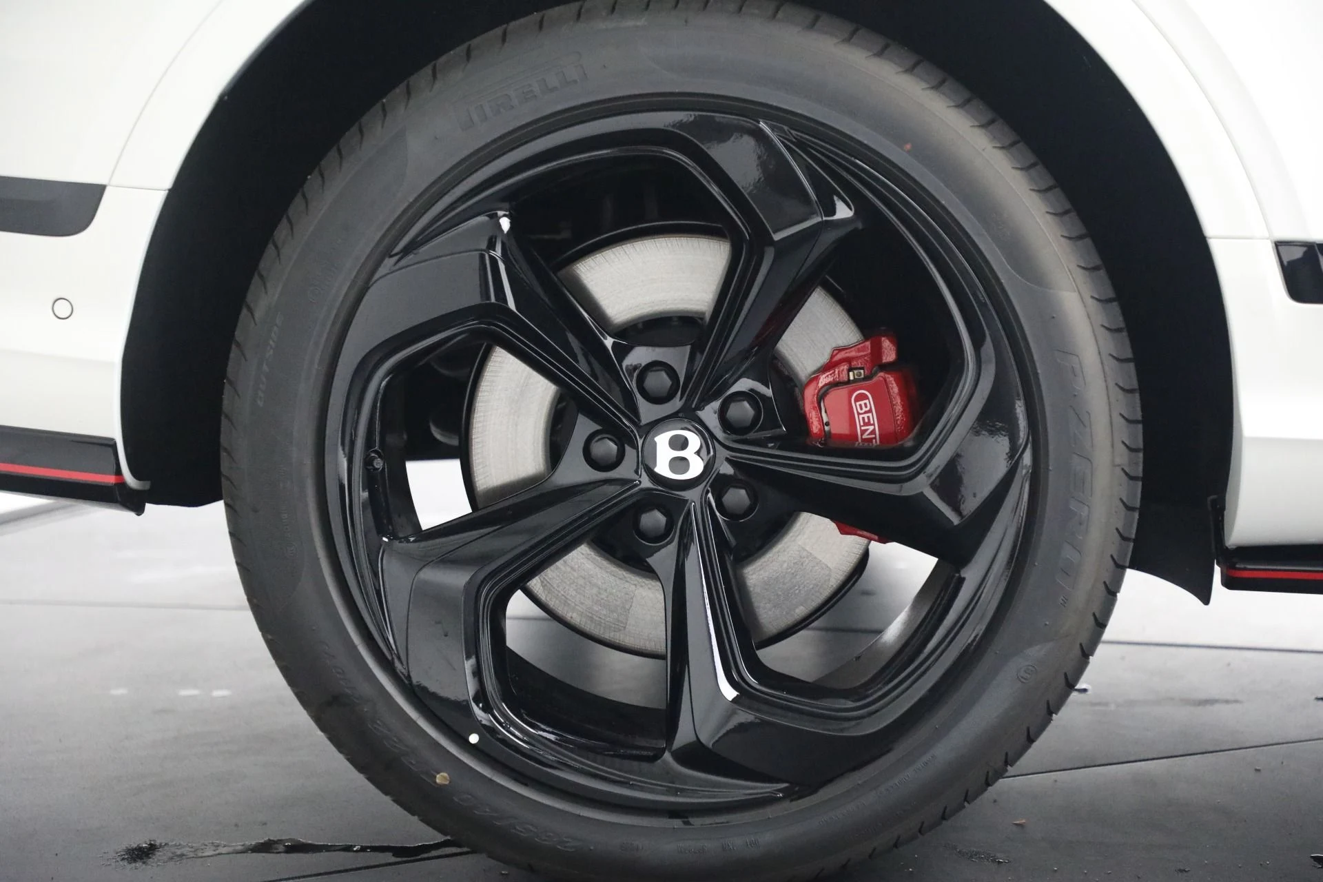 mph016_4095194929_New_2025_Bentley_Bentayga_S_Black_Edition_397425f82f