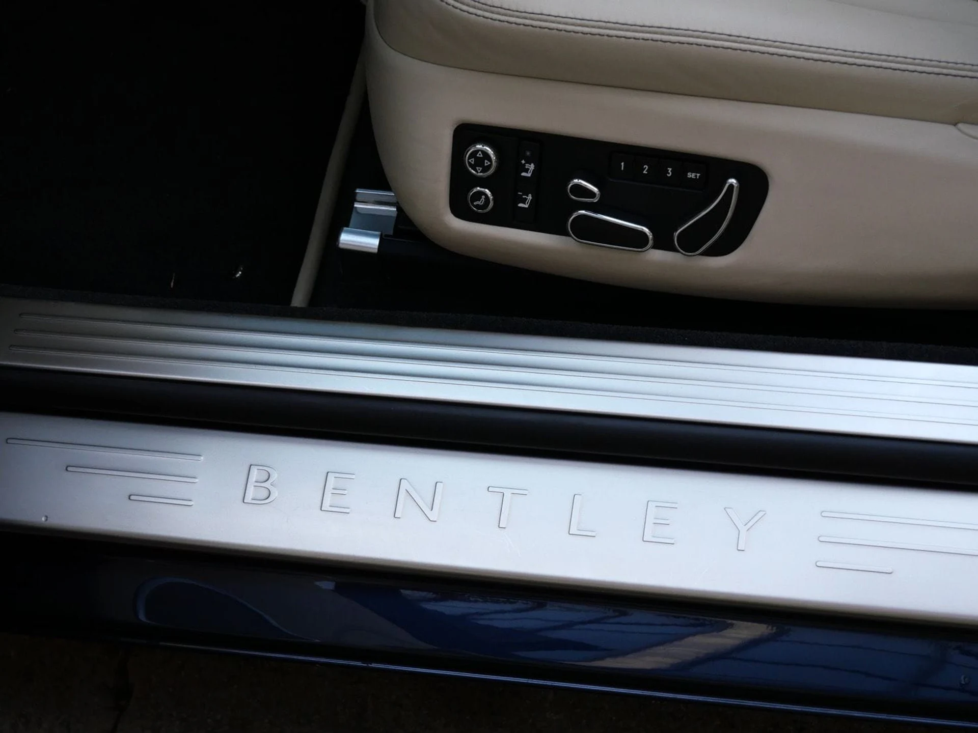 mph016_4097568216_ba9ea810c34d776a395fe8b8aba3115cx_20f3c91b9f