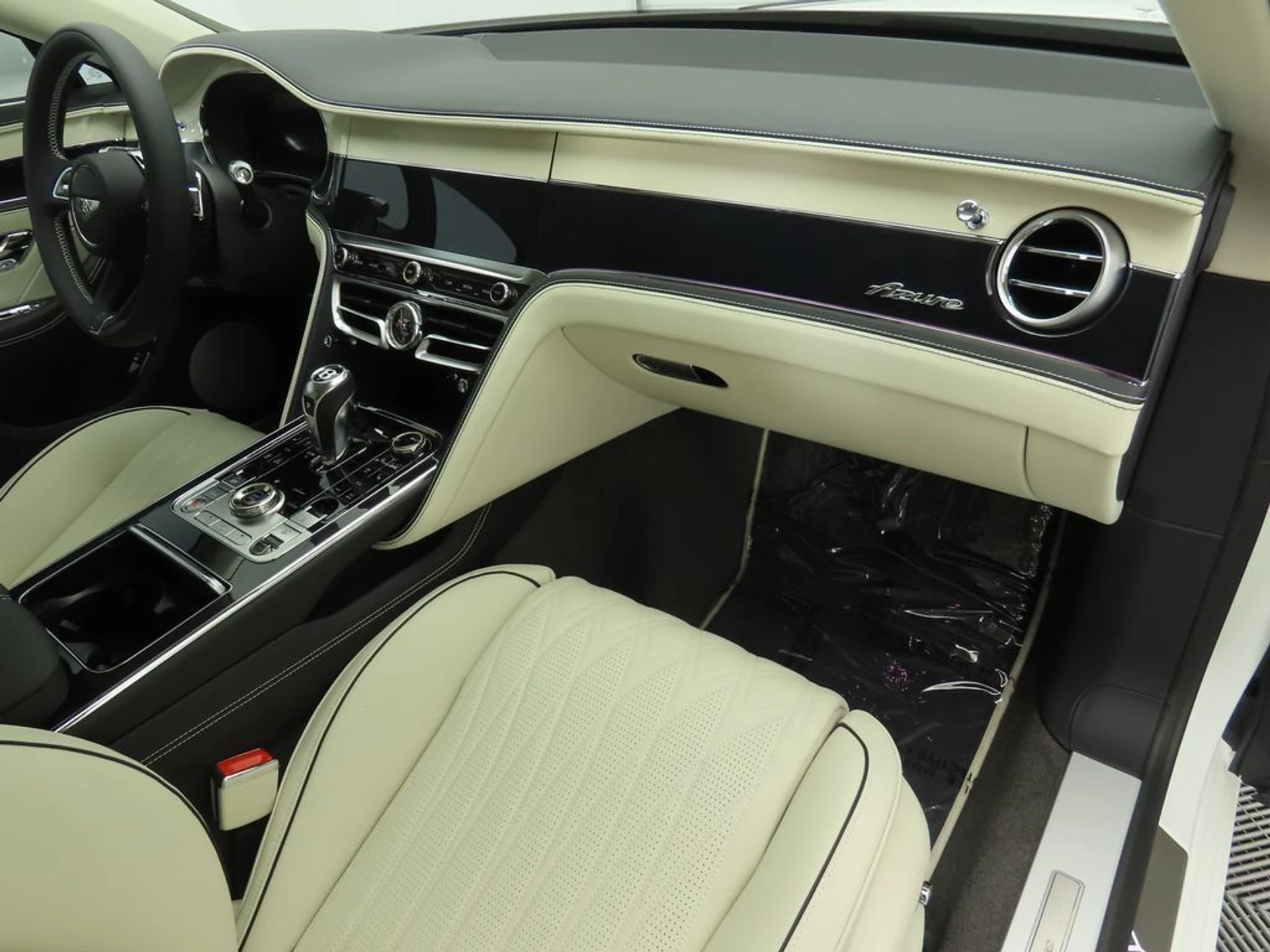 mph016_4107770218_new_2026_bentley_flying_spur_azure_8119_22909989_17_1024_ad5ac69e14