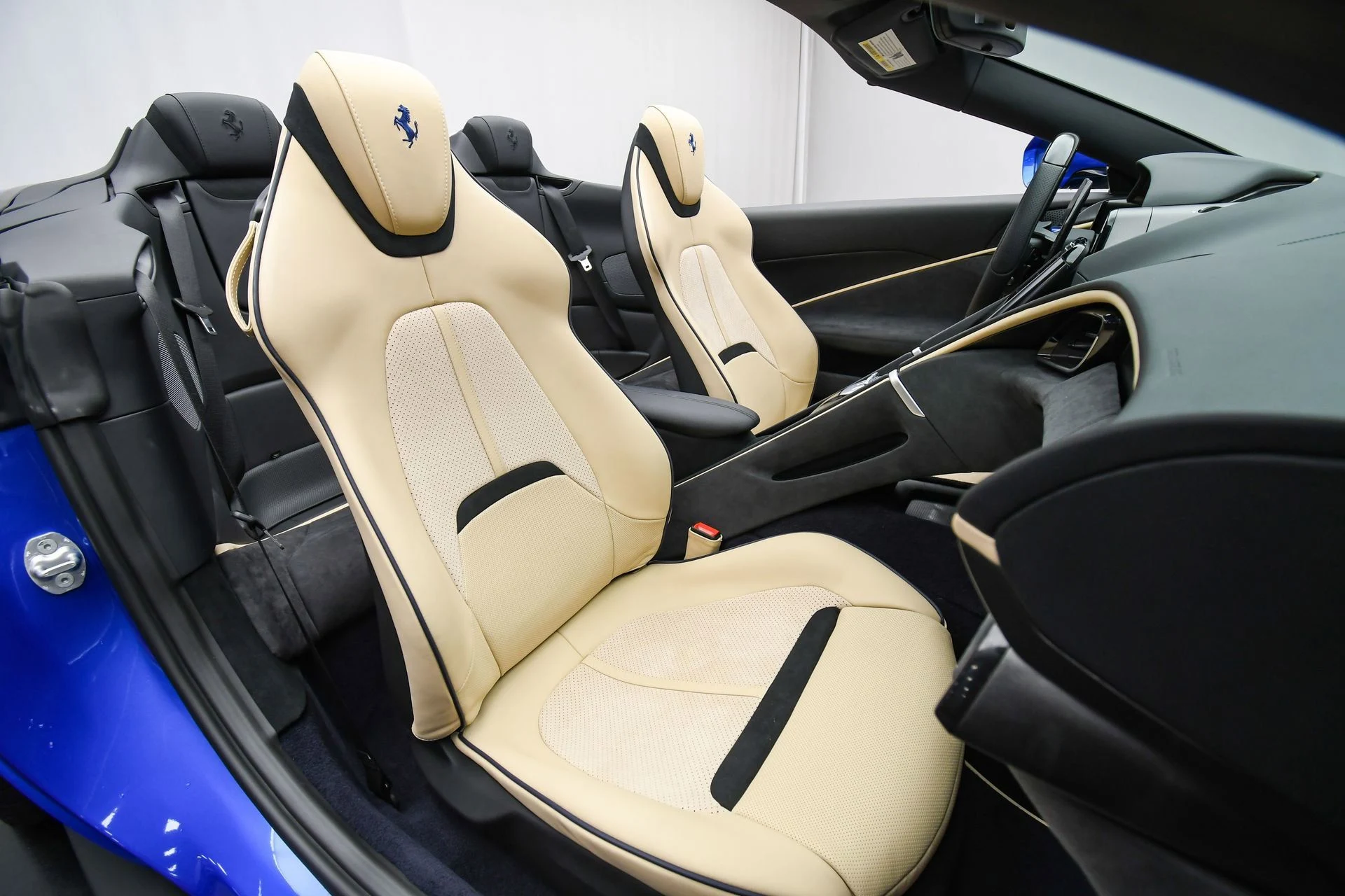 mph016_4114177943_7b2168acc3284141961e11486214efb4_2893d1700e