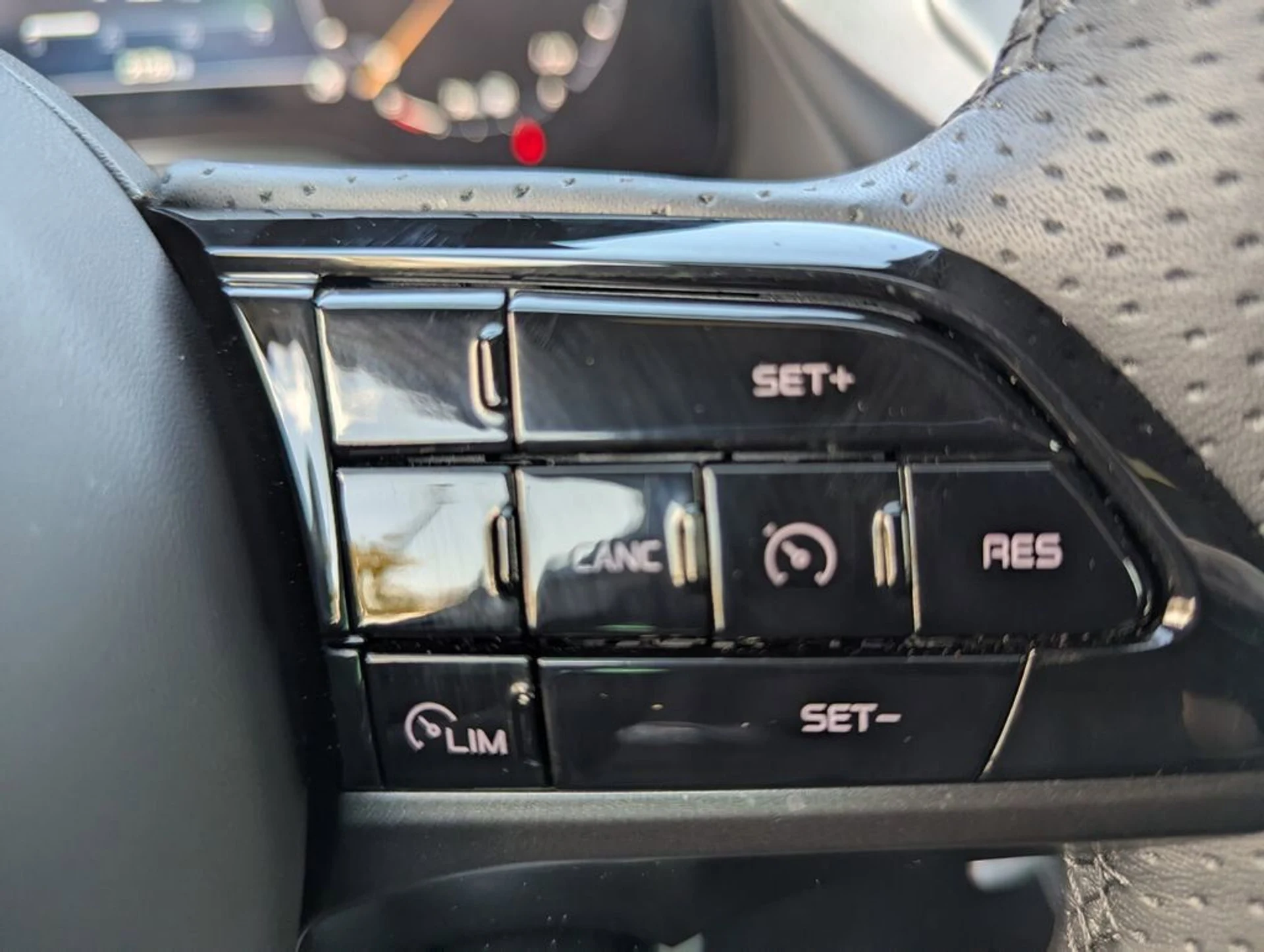 mph016_4120957877_25622dd317fa981058d3ea1db3a2379c_640ce478d9