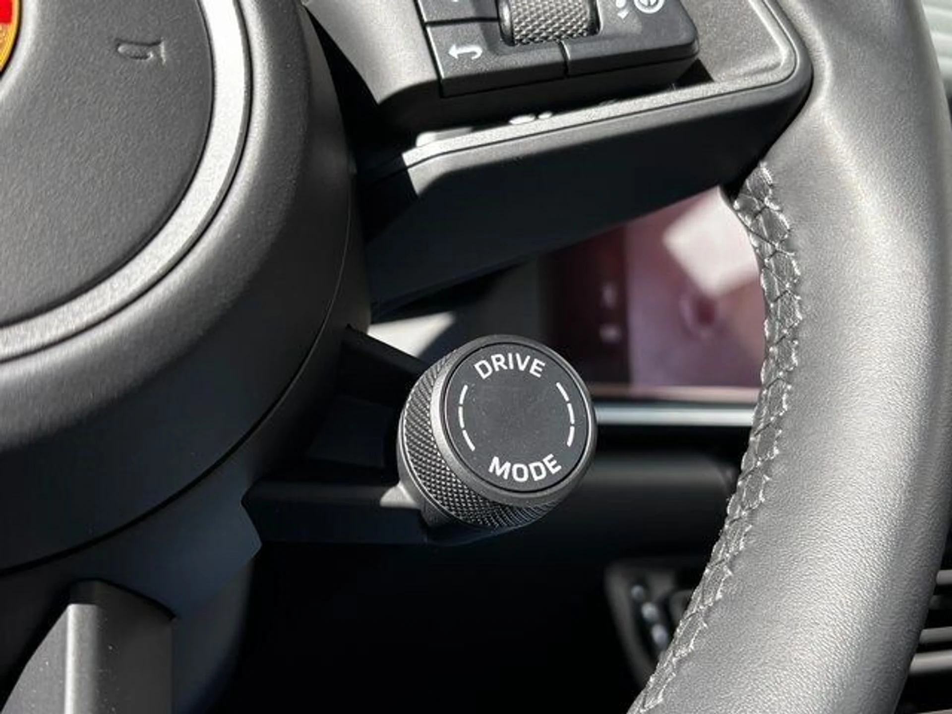 mph016_4123657345_b4a7d0f1bb6463a745d5ac9dd3bb67d6x_8ae25e97bd