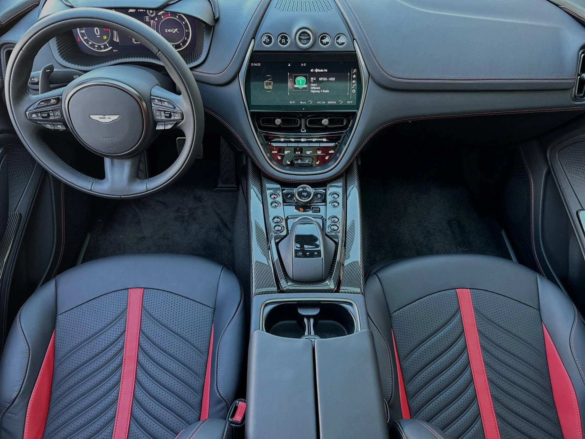 mph016_4125465663_New_2024_Aston_Martin_DBX_707_1747424167_462c47a9f7