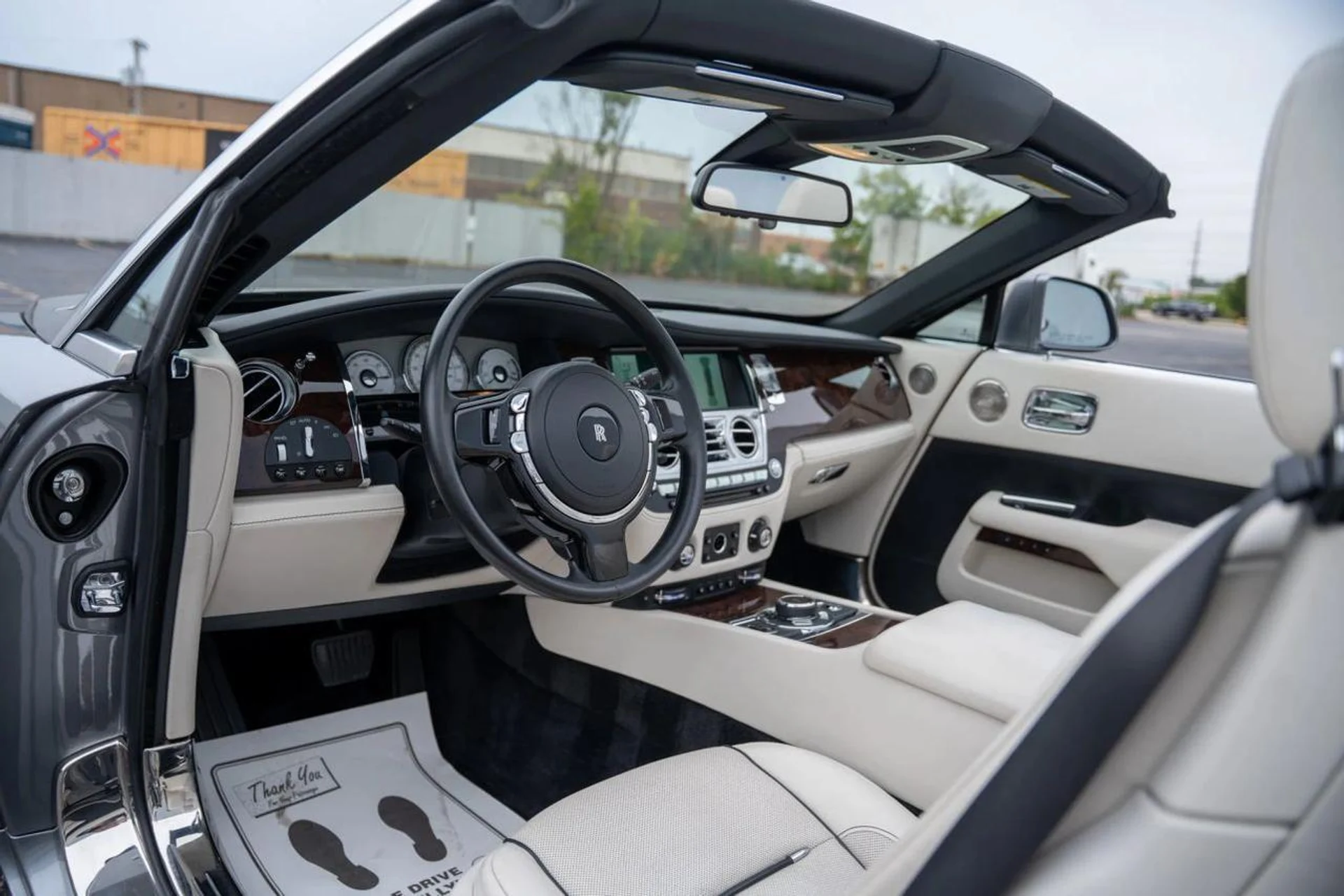 mph016_412845624_6d342f031a32d3bc3255d966005eed8e_4e2972cb85