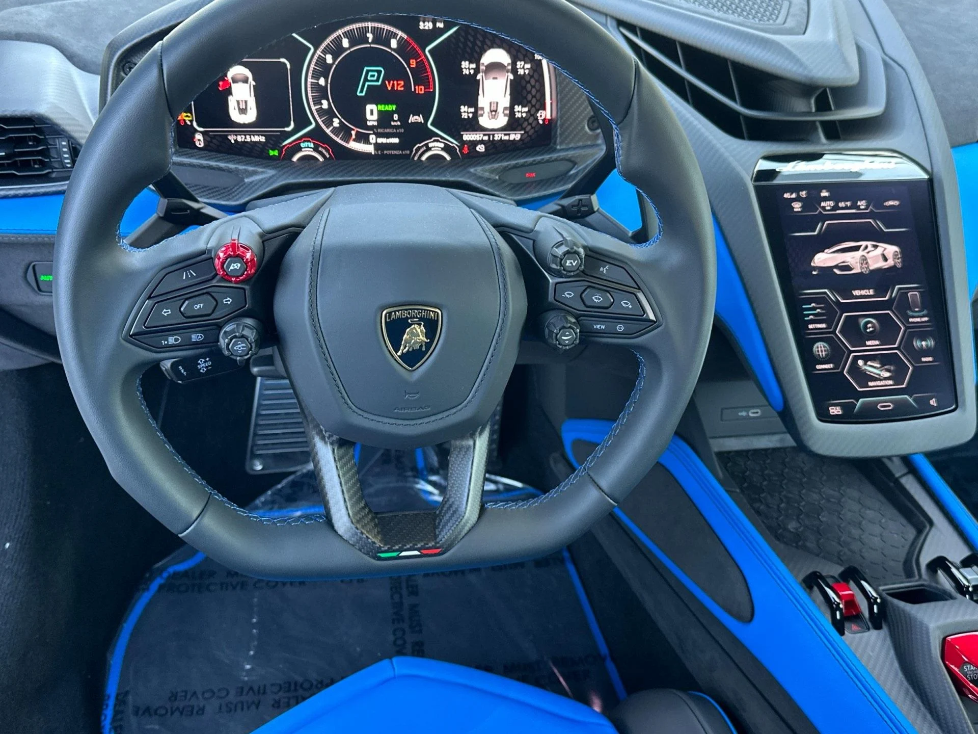 mph016_4130364043_New_2025_Lamborghini_Revuelto_Coupe_1761898381_fcb2e5b947