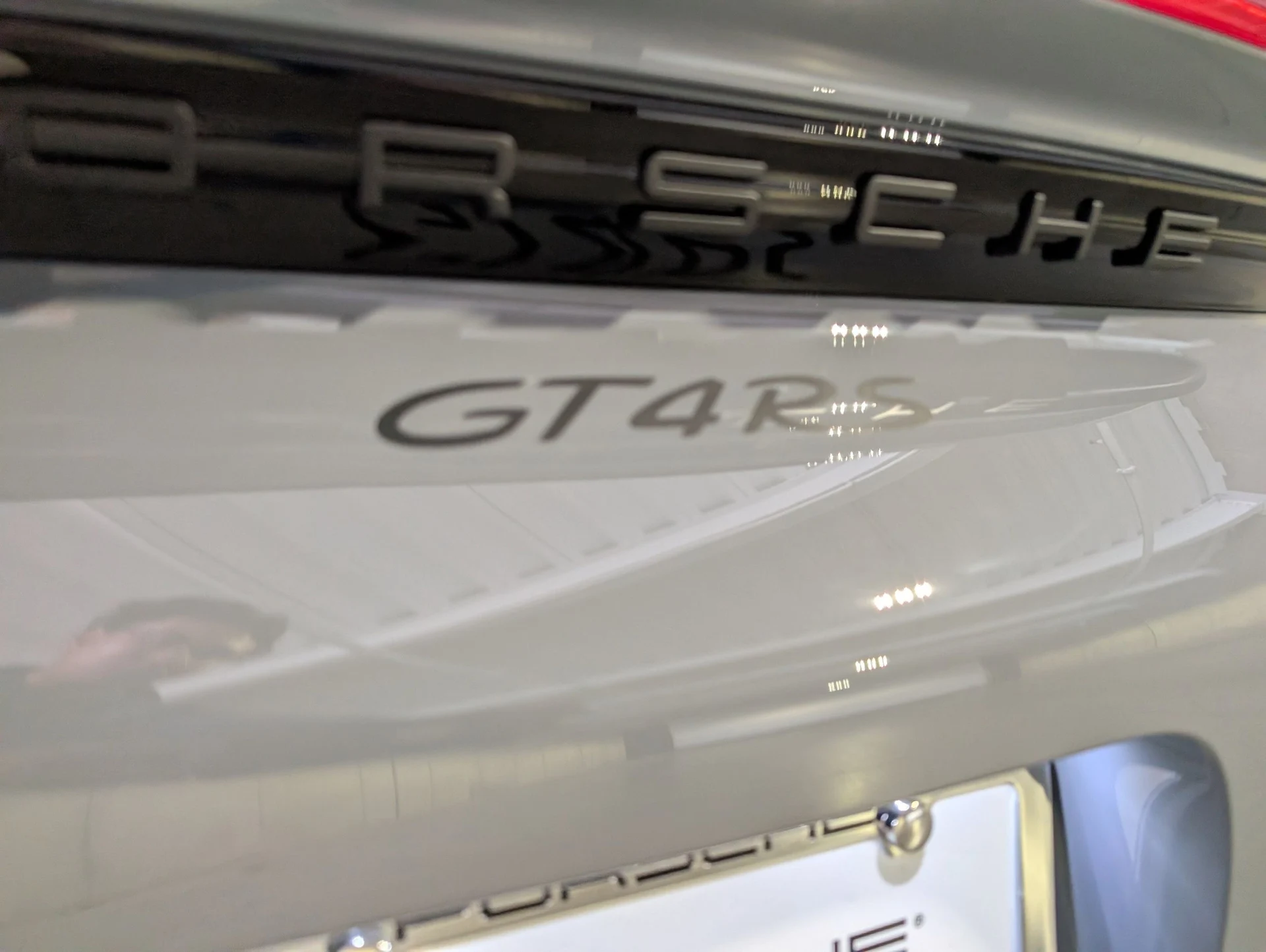 mph016_4146056513_af16a29948e9403aa18390693a6f680cx_0b3477bb45