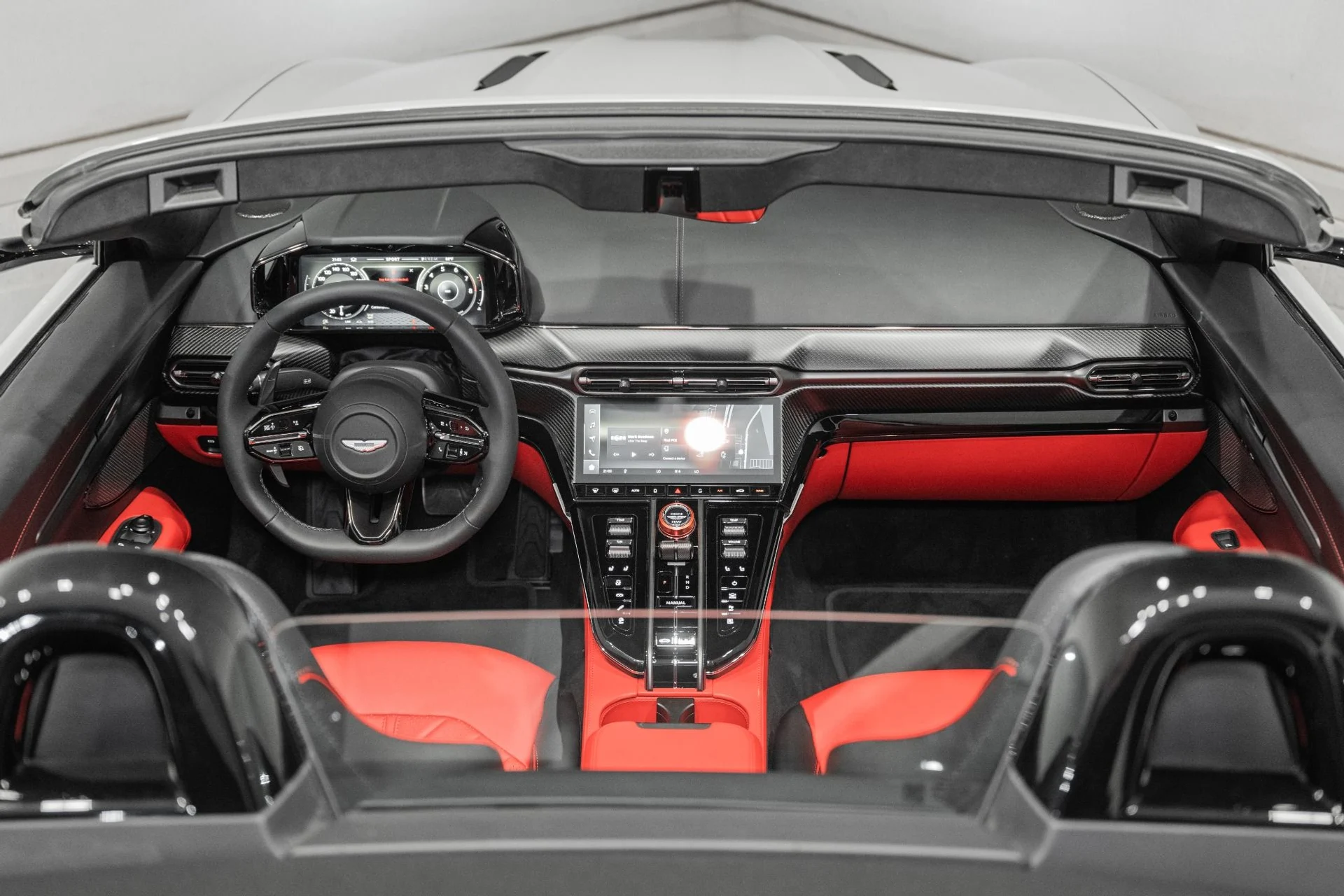 mph016_4158435240_New_2026_Aston_Martin_Vantage_S_Roadster_1786373251_a6a4961928